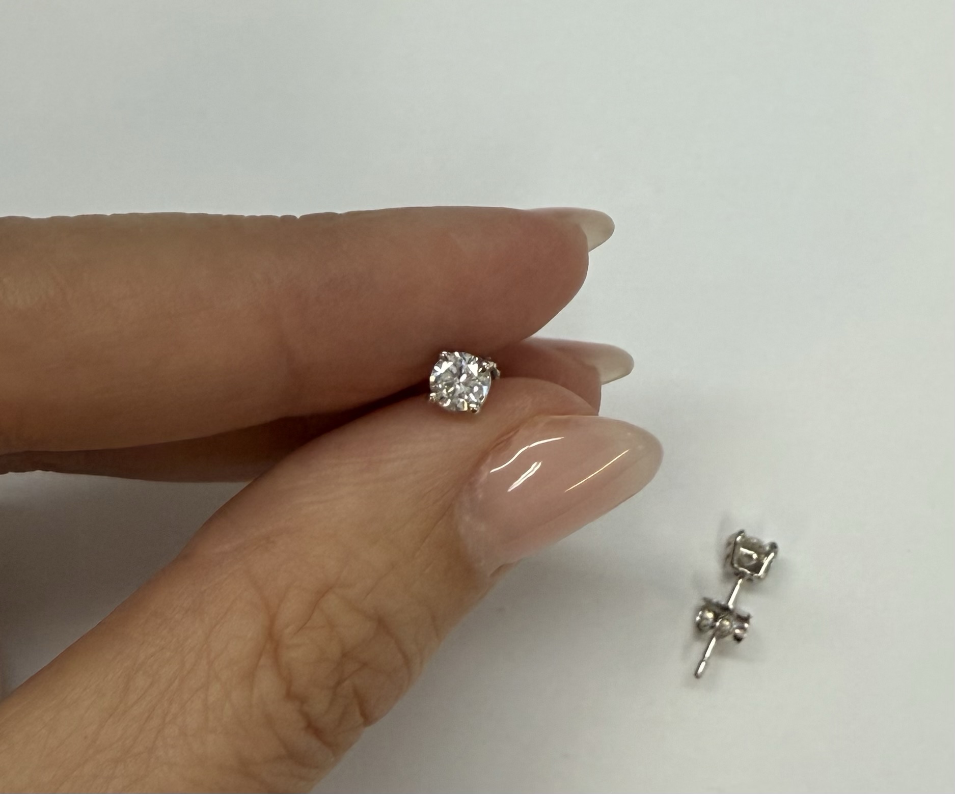 14k White Gold .46 Cttw Round Brilliant Cut Diamond Stud Earrings - Image 13