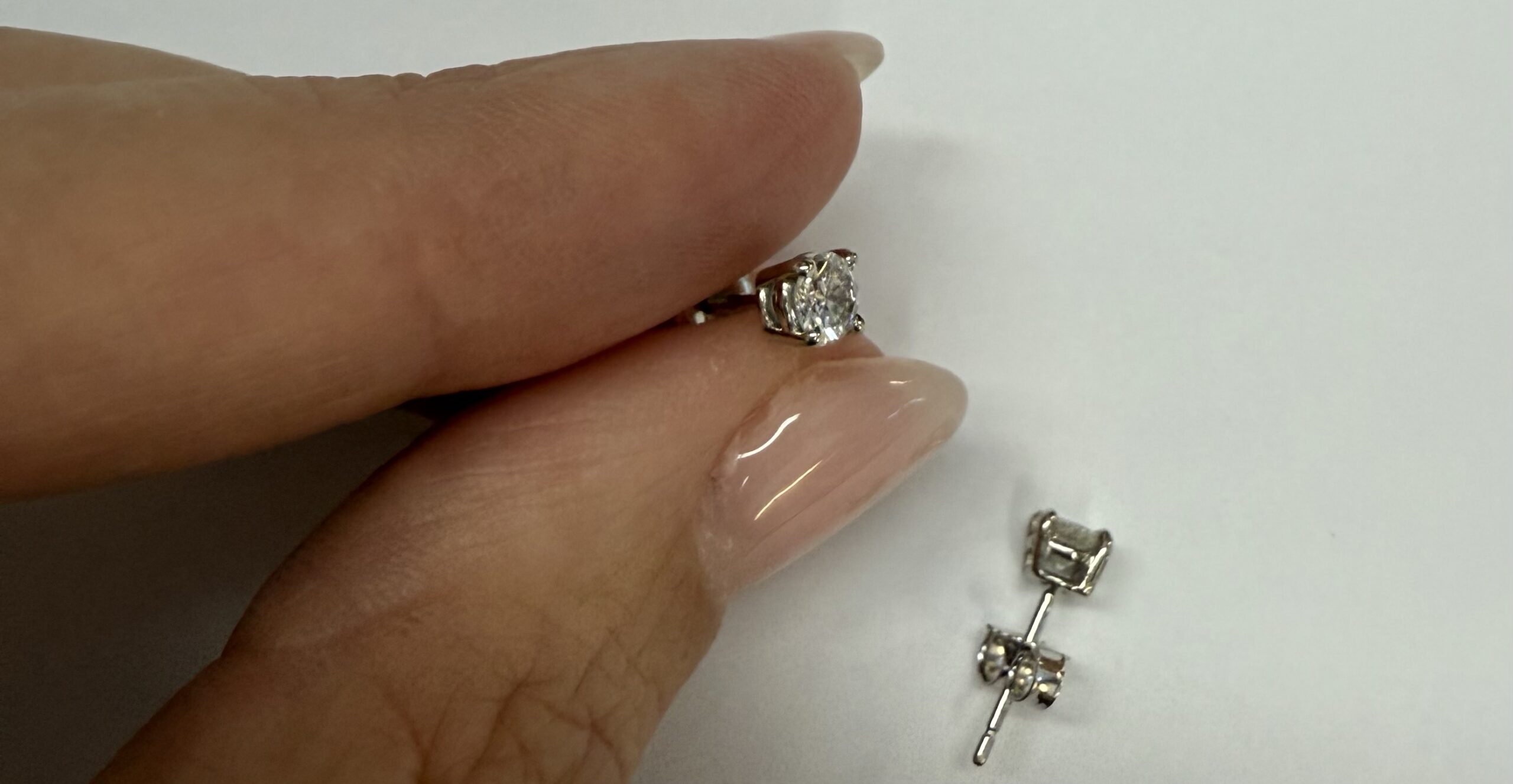 14k White Gold .46 Cttw Round Brilliant Cut Diamond Stud Earrings - Image 15