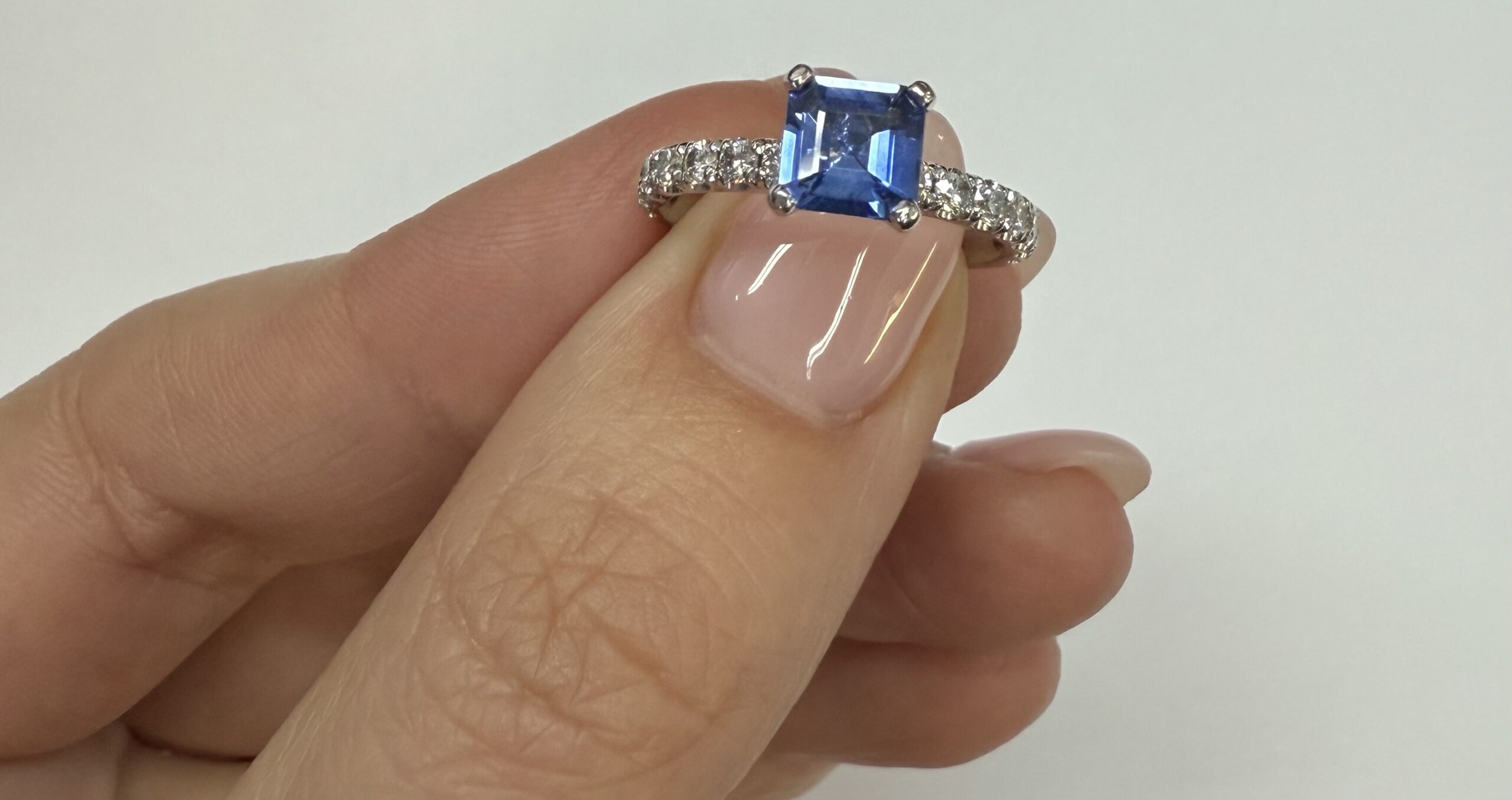 14k White Gold Genuine .83 Cttw Ceylon Sapphire & Diamond Ring - Image 2