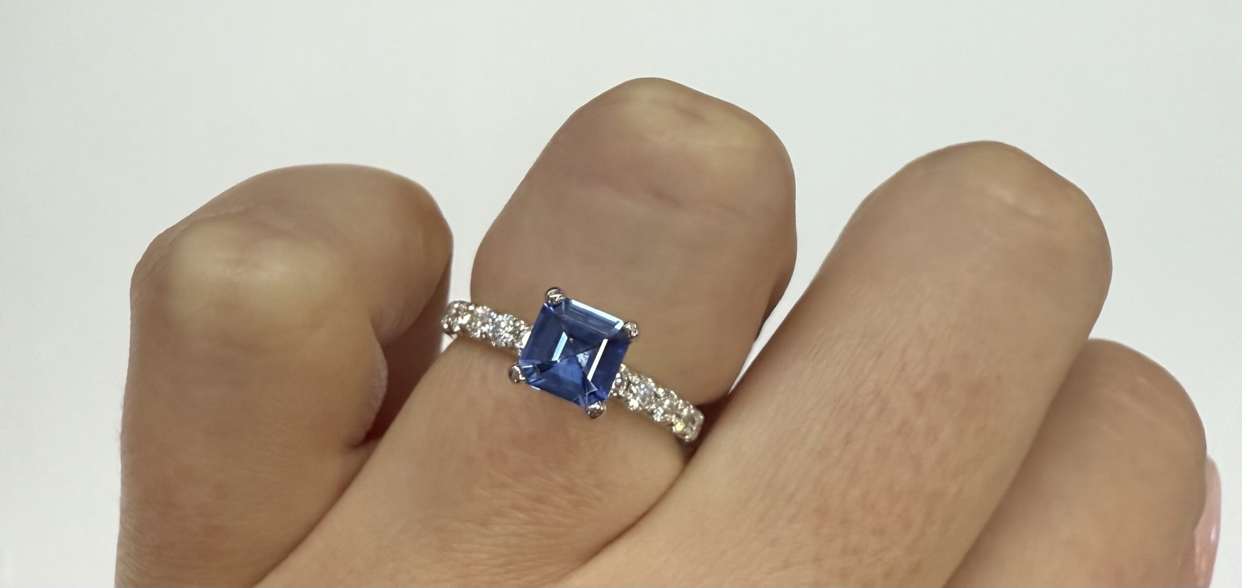 14k White Gold Genuine .83 Cttw Ceylon Sapphire & Diamond Ring - Image 16