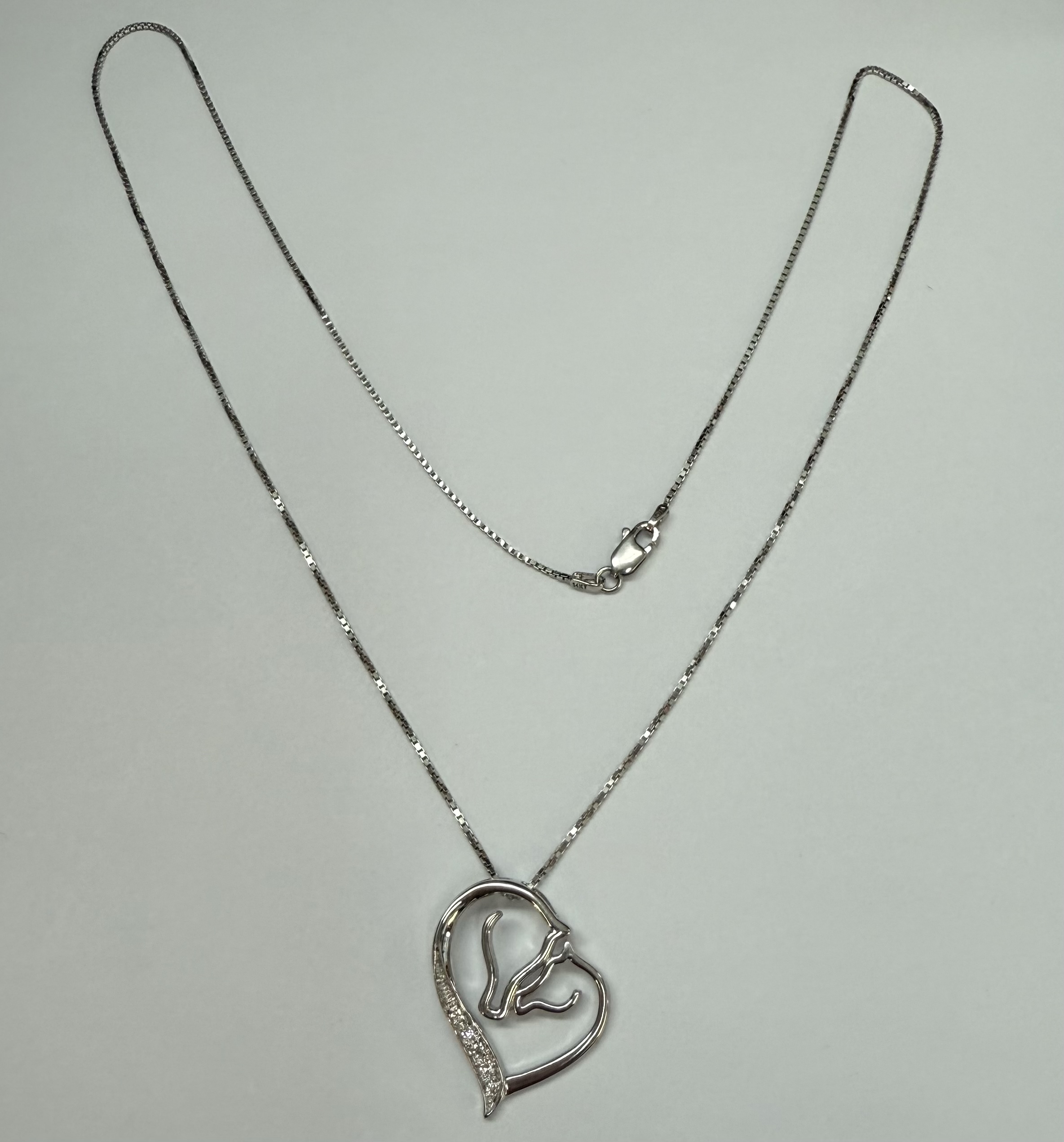 14k White Gold Horses's Head Heart Diamond Pendant