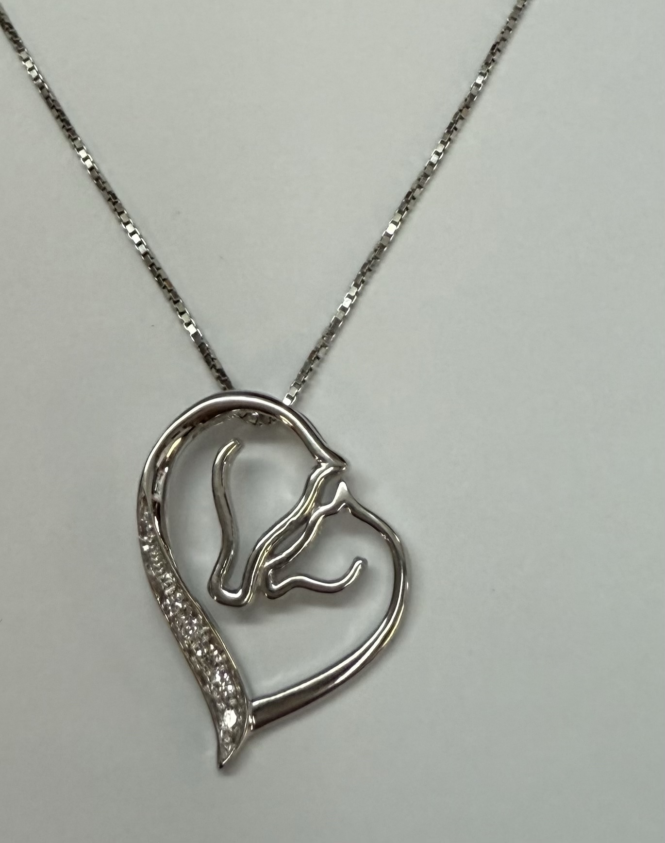 14k White Gold Horses's Head Heart Diamond Pendant - Image 3