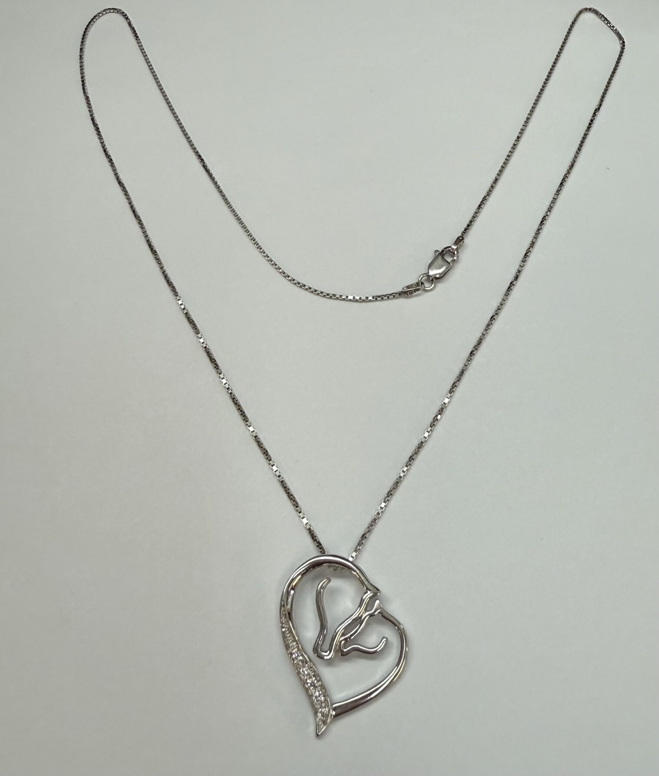 14k White Gold Horses's Head Heart Diamond Pendant - Image 8