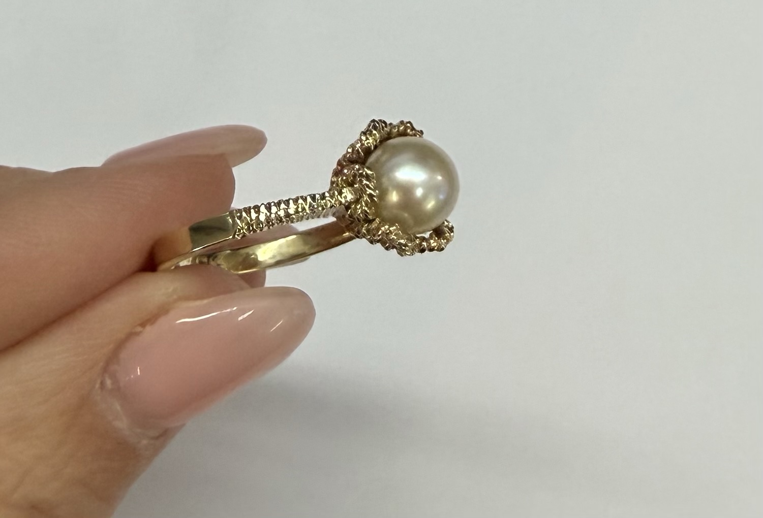 Vintage 14k Yellow Gold 6.5 MM Cultured Saltwater Pearl Ring - Image 5