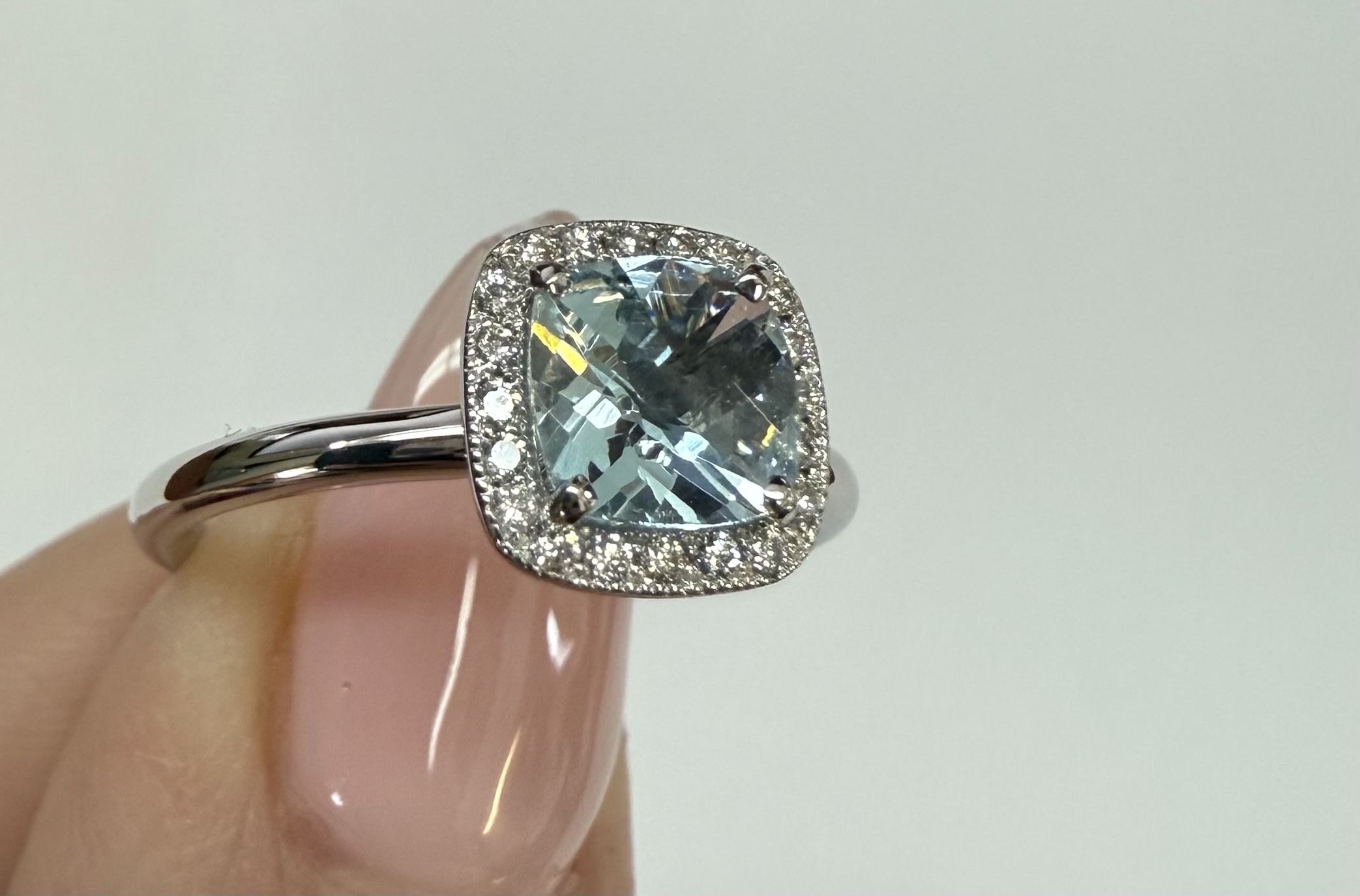 14k White Gold Genuine .70 Cttw Cushion Shaped Aquamarine & Diamond Halo - Image 10