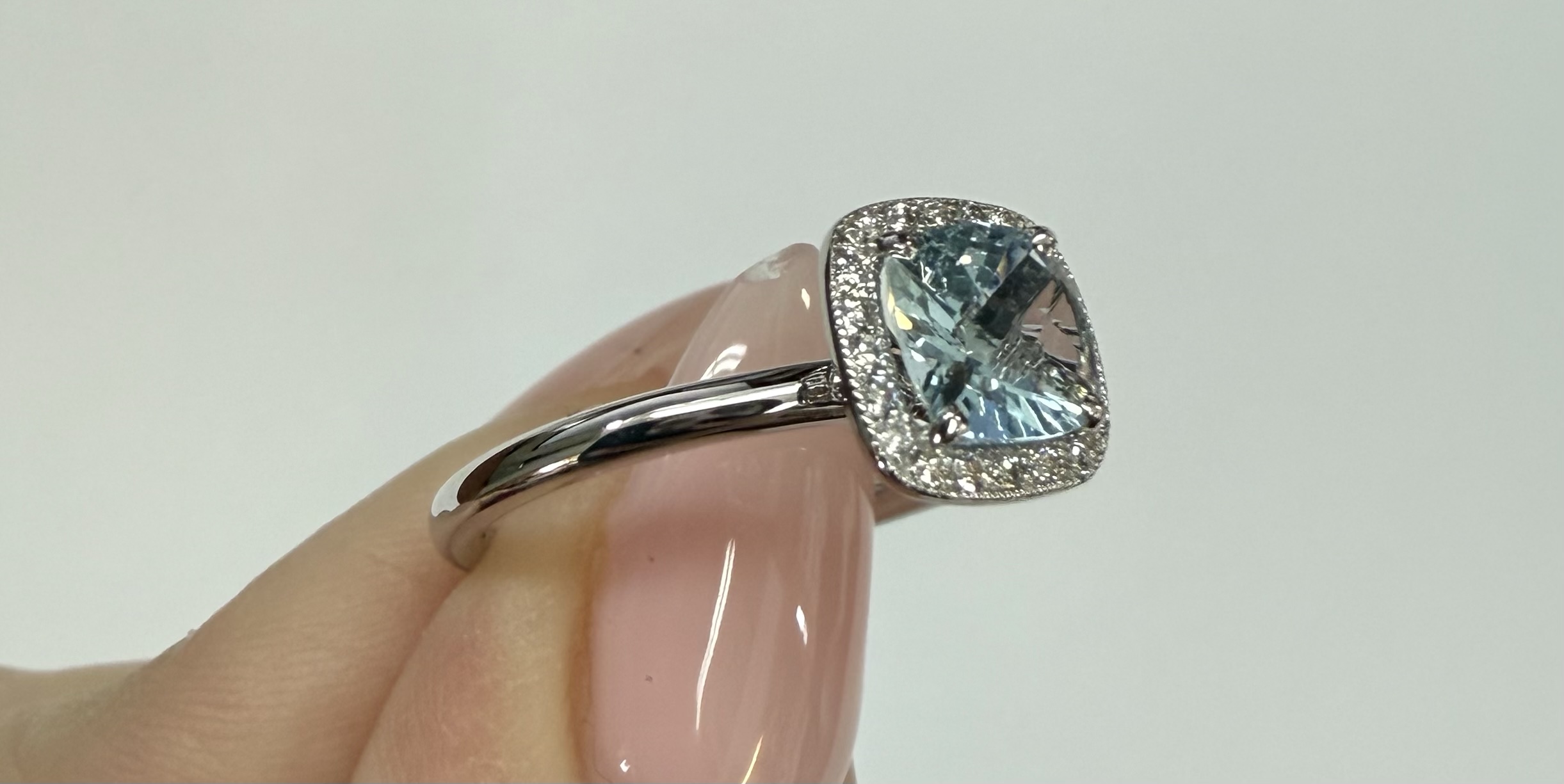 14k White Gold Genuine .70 Cttw Cushion Shaped Aquamarine & Diamond Halo - Image 9