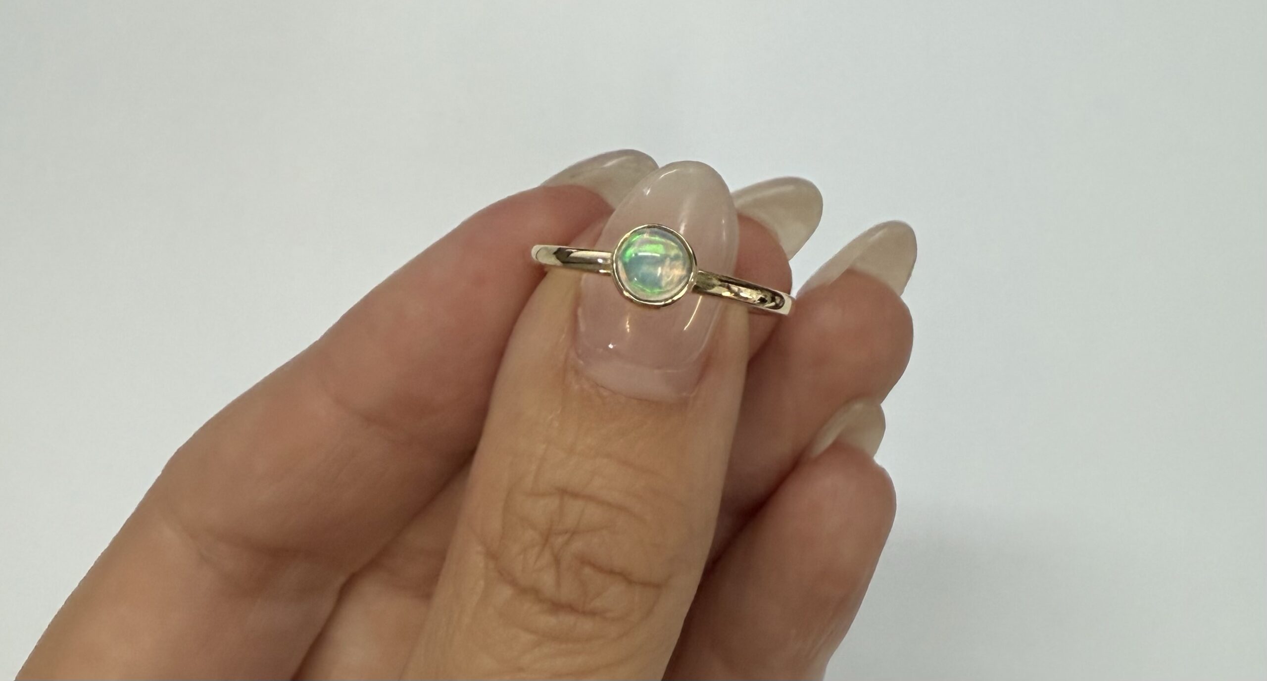 14k Yellow Gold Genuine .31 Cttw Opal Bezel Ring - Image 9
