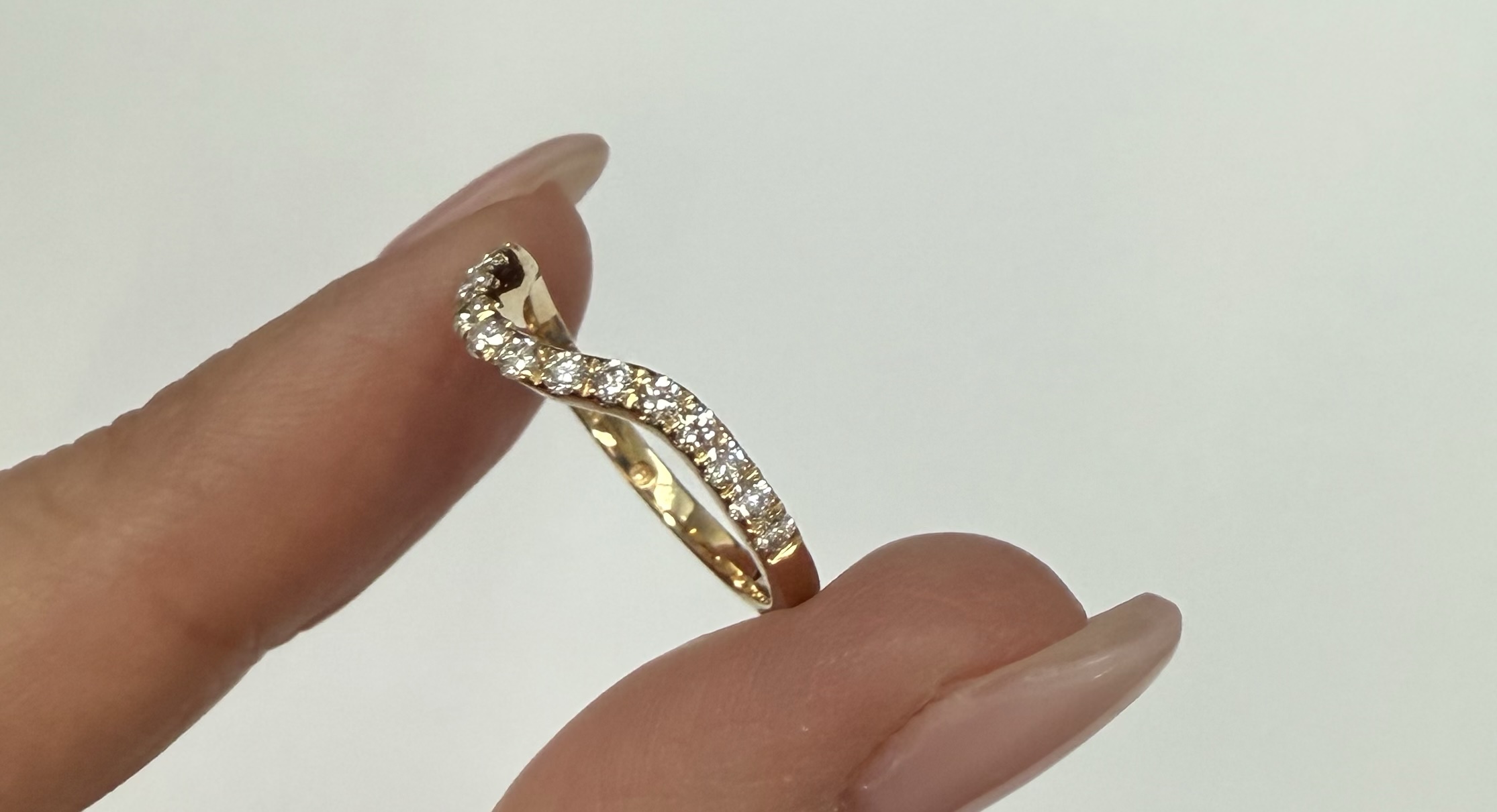 14k Yellow Gold Curved 17 Stone Genuine .38 Cttw Round Brilliant Cut Diamond Band - Image 5