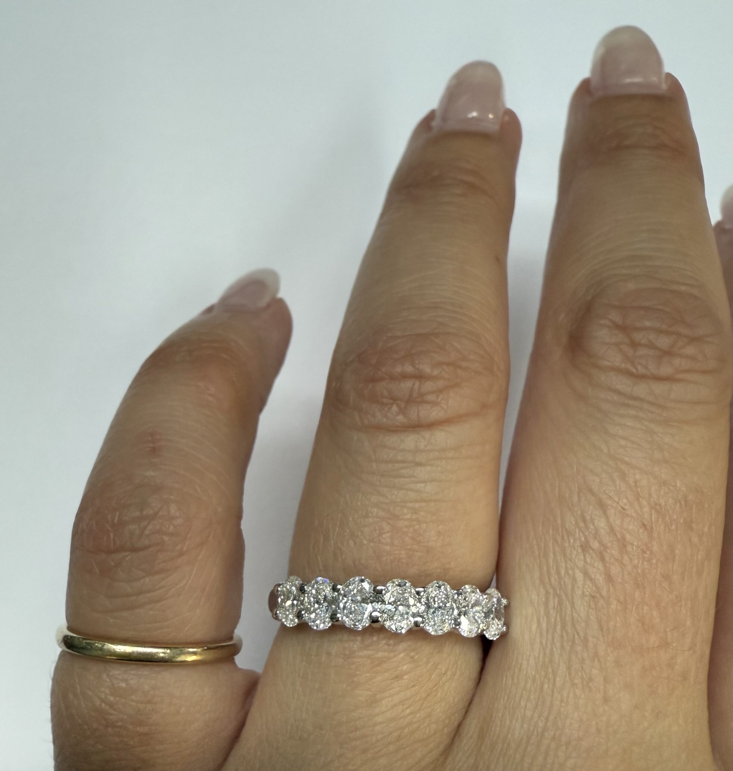 14k White Gold 7 Stone Shared Prong 1.05 Cttw Genuine Laboratory Grown Oval Brilliant Cut Diamond Band - Image 6