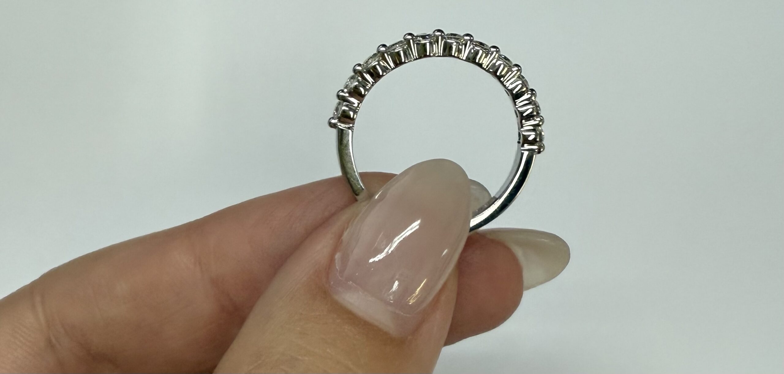 14k White Gold 11 Stone Genuine 1/2 Cttw Round Brilliant Cut Diamond Band - Image 14