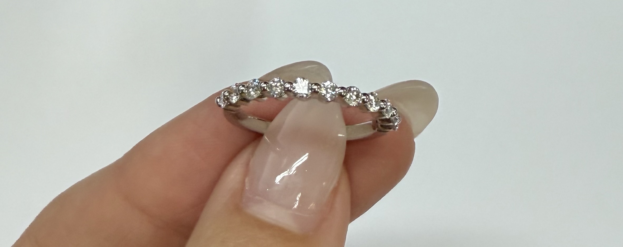 14k White Gold 11 Stone Genuine 1/2 Cttw Round Brilliant Cut Diamond Band - Image 15