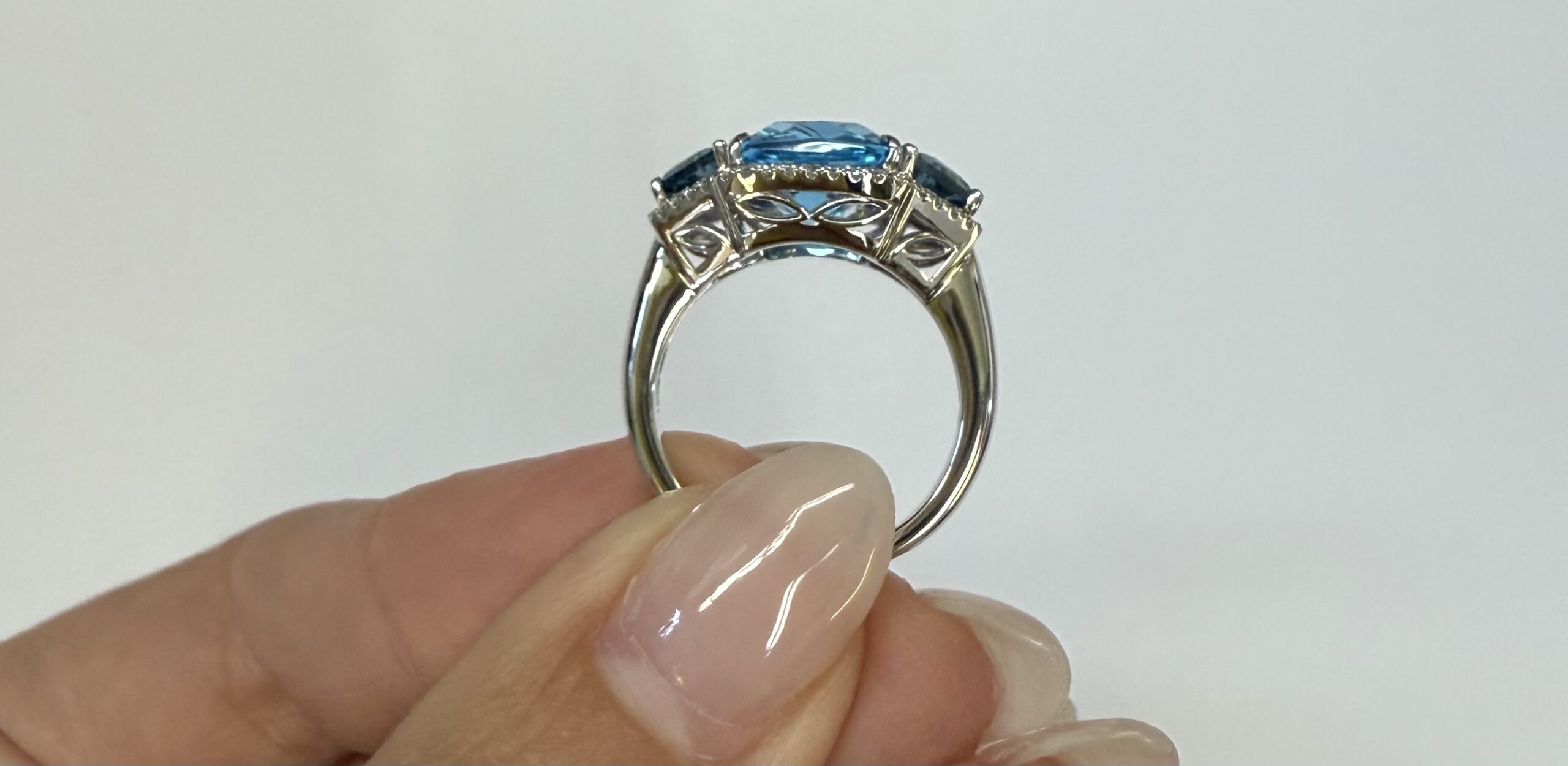 14k White Gold Genuine 6.06 Blue Topaz & 1.47 Cttw Genuine London Blue Topaz Ring - Image 5