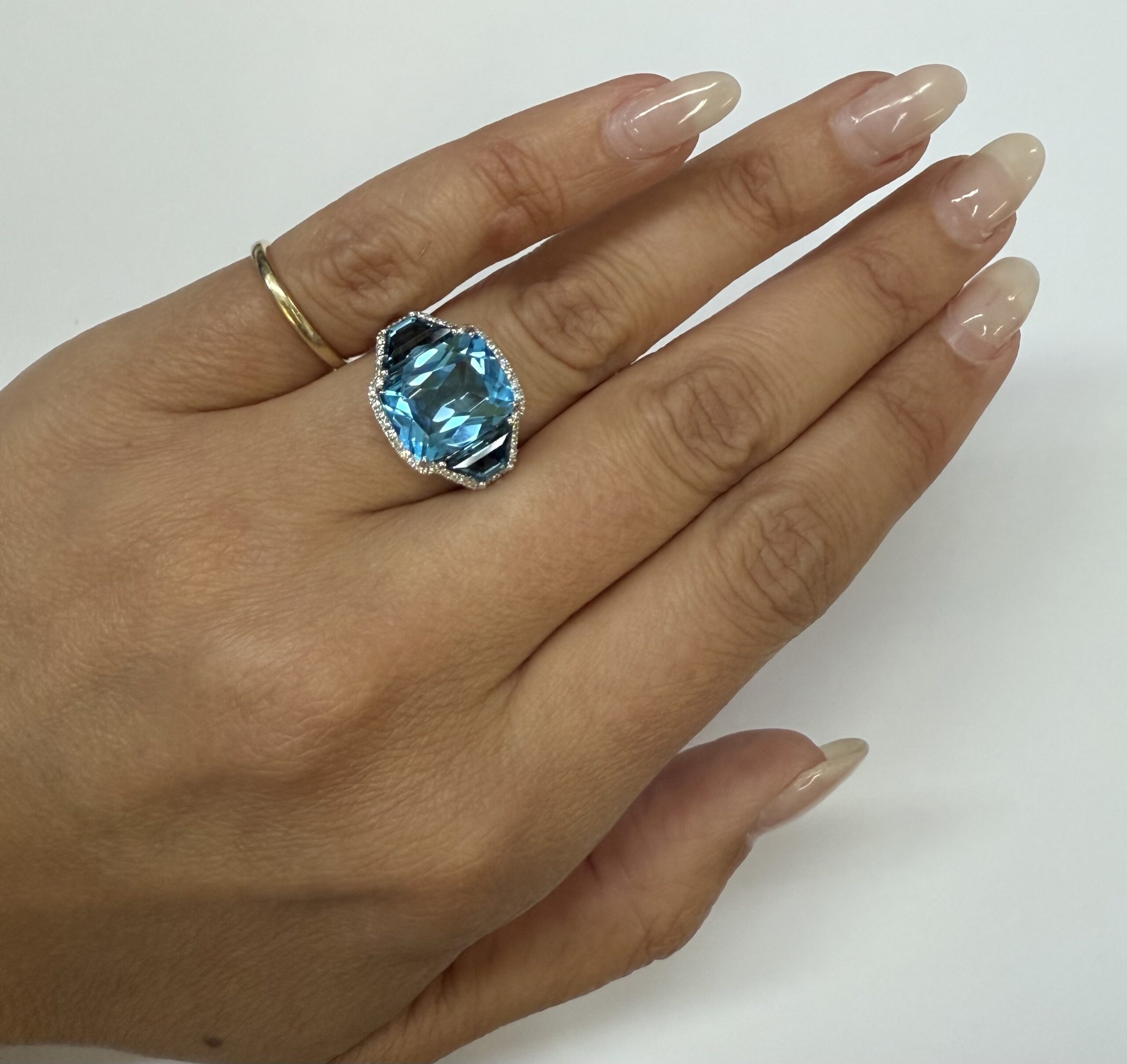 14k White Gold Genuine 6.06 Blue Topaz & 1.47 Cttw Genuine London Blue Topaz Ring - Image 20