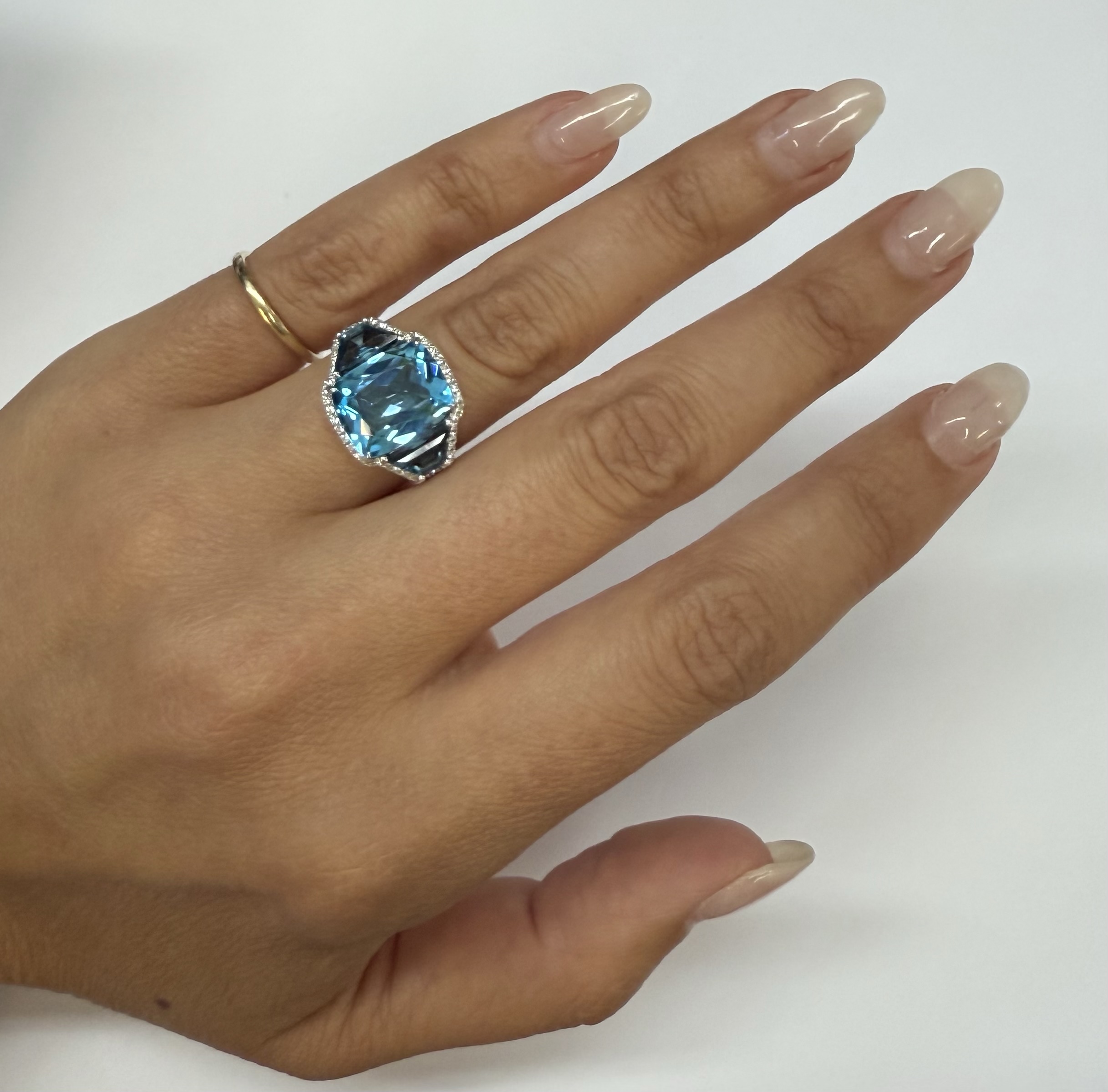 14k White Gold Genuine 6.06 Blue Topaz & 1.47 Cttw Genuine London Blue Topaz Ring - Image 41