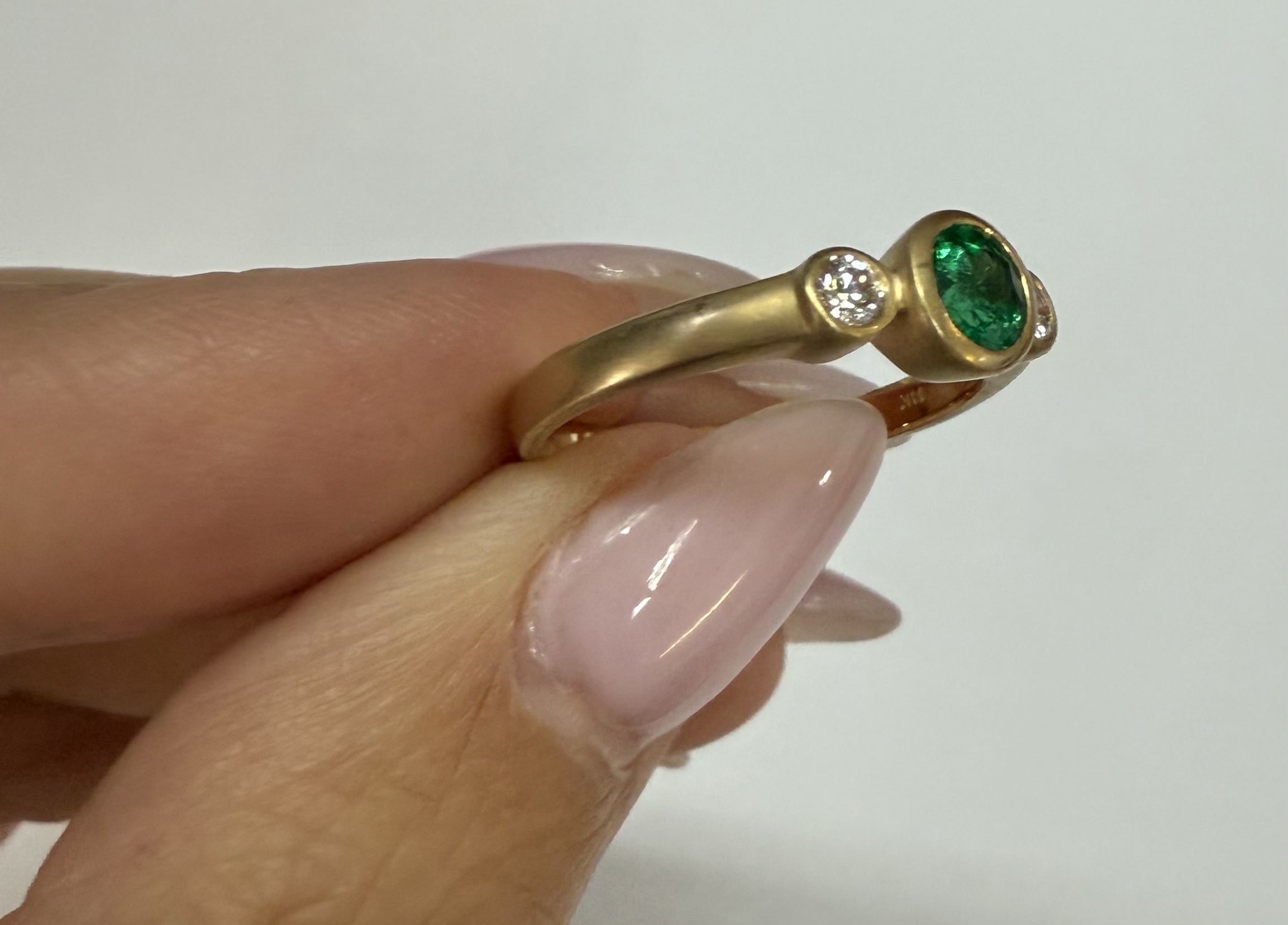 18k Yellow Gold Genuine .40 Cttw Emerald & Diamond Three Stone Ring - Image 47
