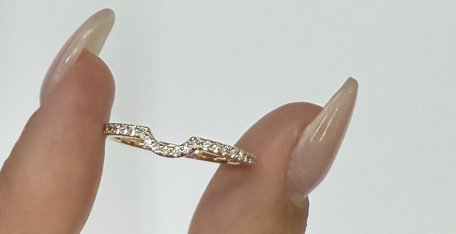 14k Yellow Gold 23 Stone Genuine .20 Cttw Round Brilliant Cut Diamond Fitted Band - Image 3