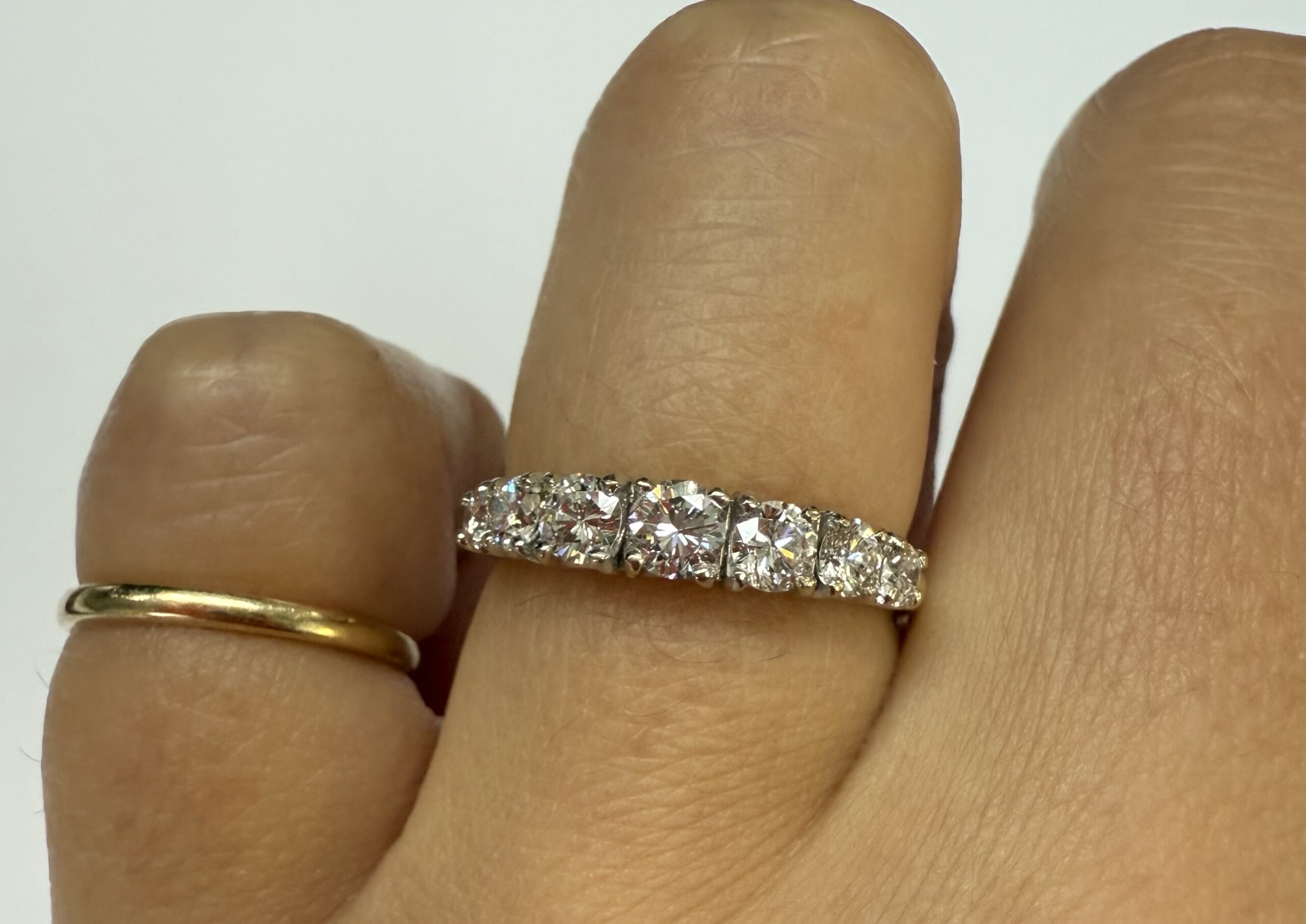 Vintage 14k White & Yellow Seven Stone Genuine 3/4 Cttw Round Brilliant Cut Diamond Graduated Band - Image 14