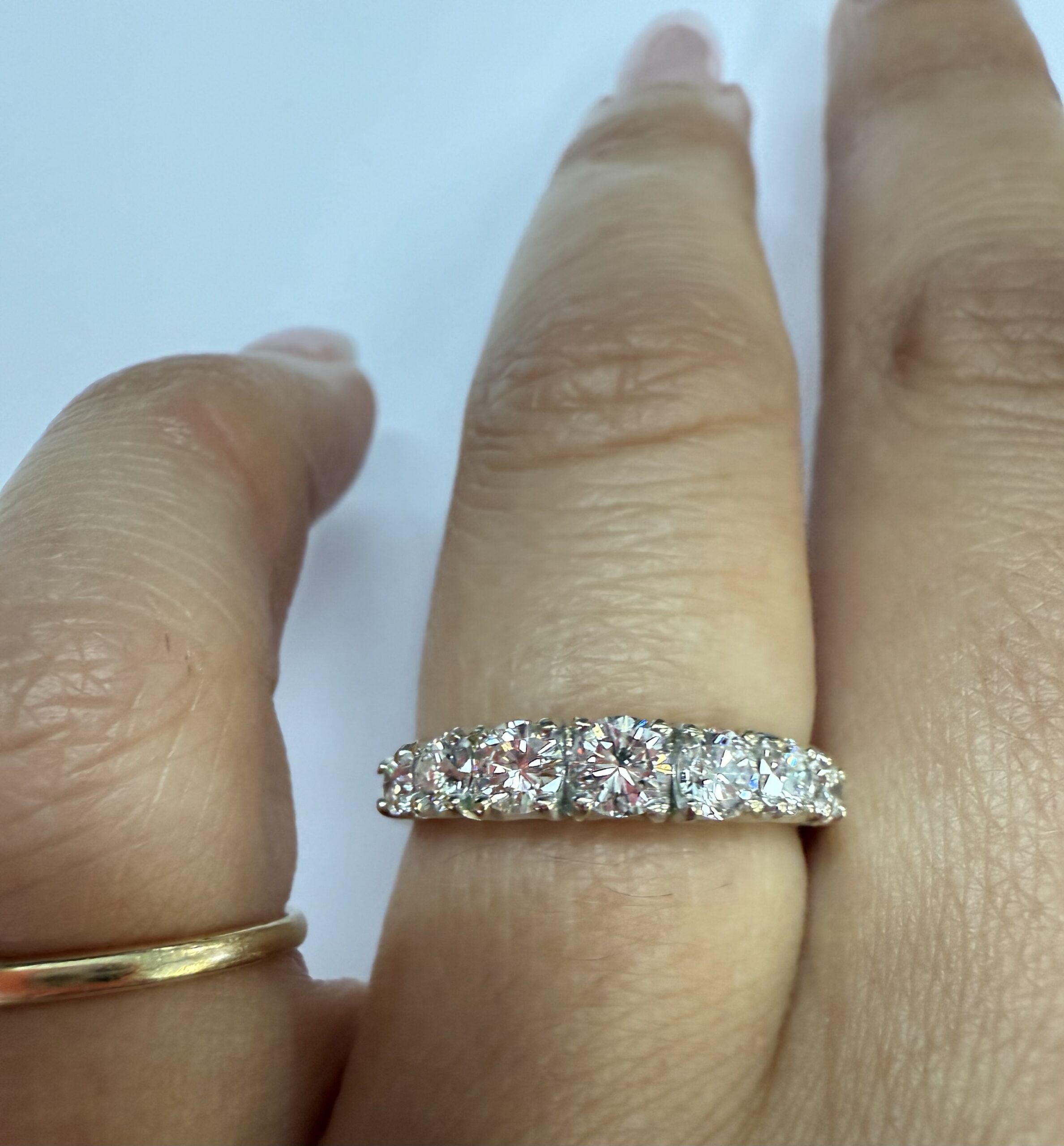 Vintage 14k White & Yellow Seven Stone Genuine 3/4 Cttw Round Brilliant Cut Diamond Graduated Band - Image 32