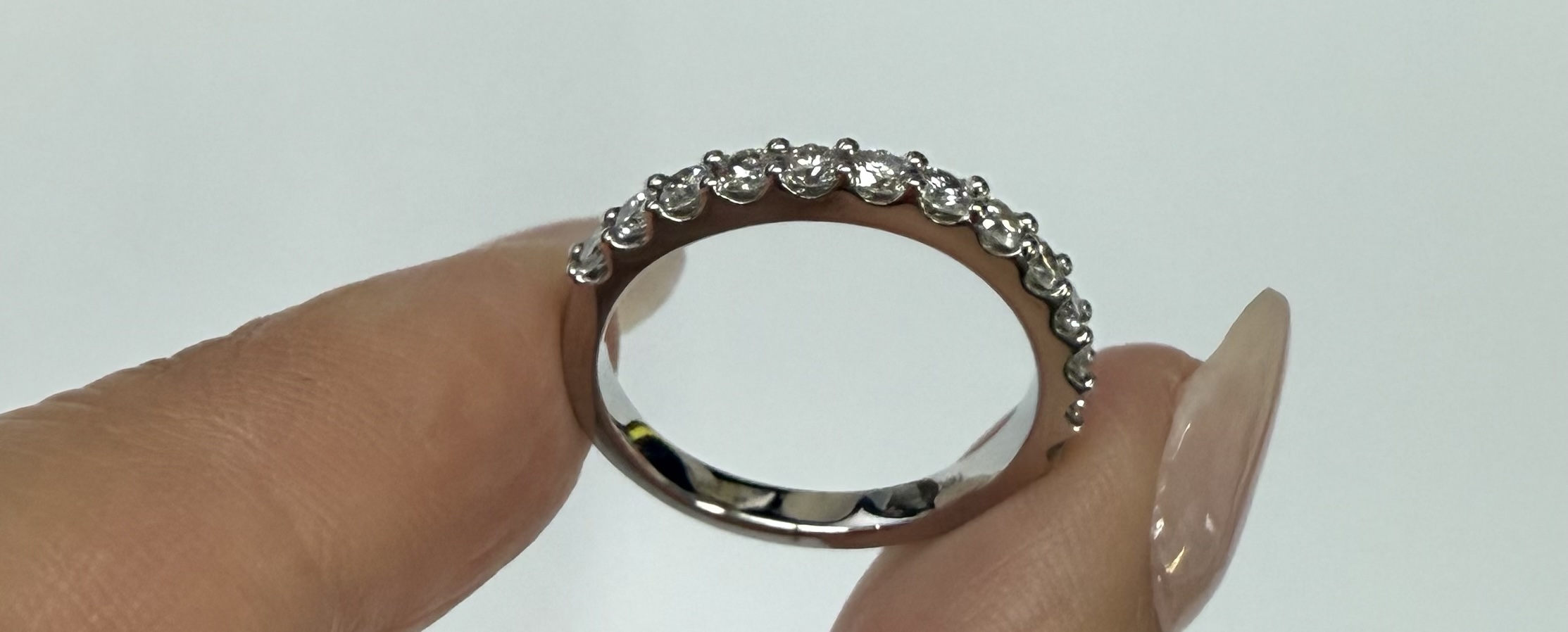 14k White Gold Shared Prong 13 Stone Genuine .58 Cttw Round Brilliant Cut Diamond Band - Image 16