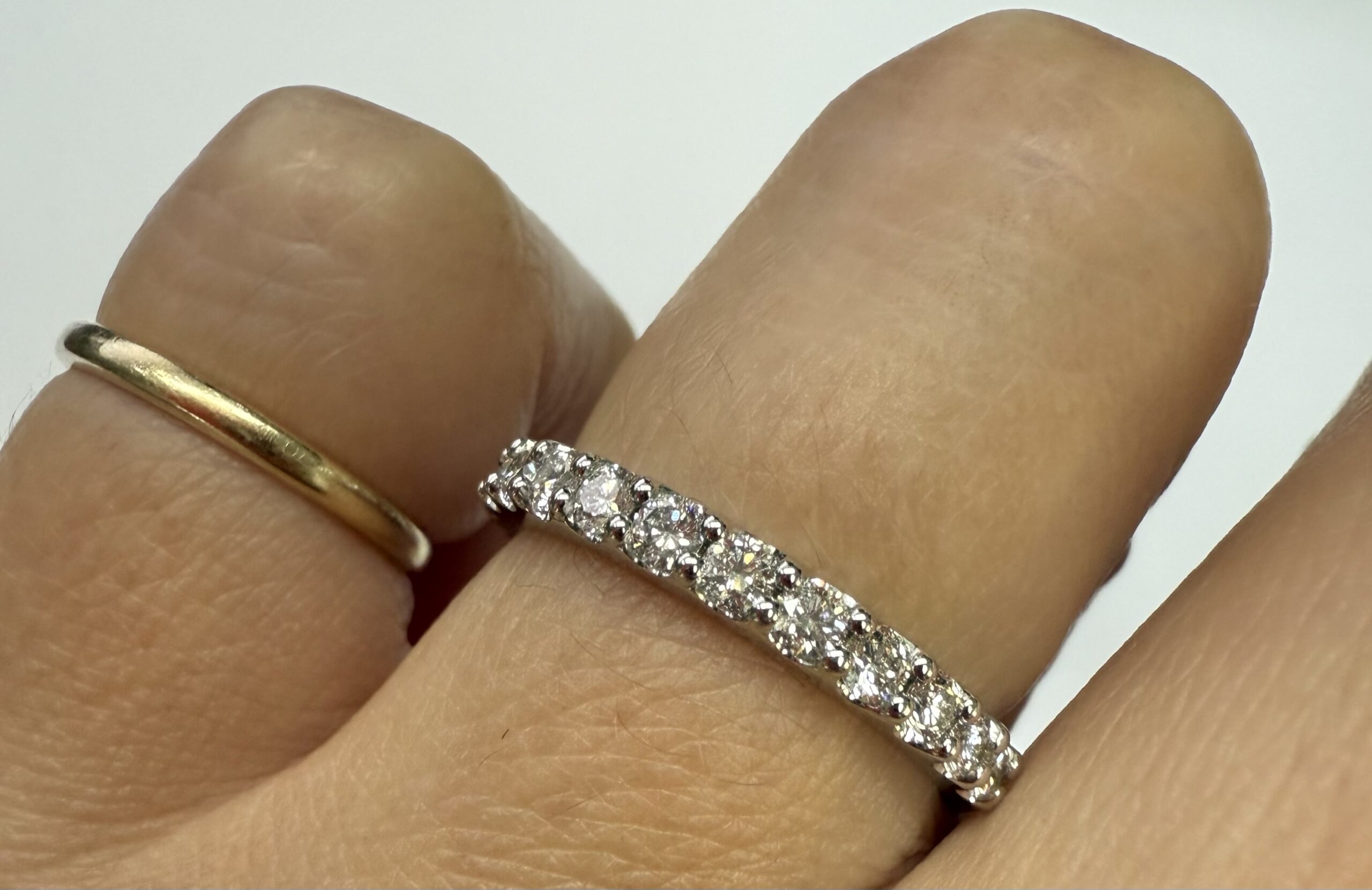 14k White Gold Shared Prong 13 Stone Genuine .58 Cttw Round Brilliant Cut Diamond Band - Image 20