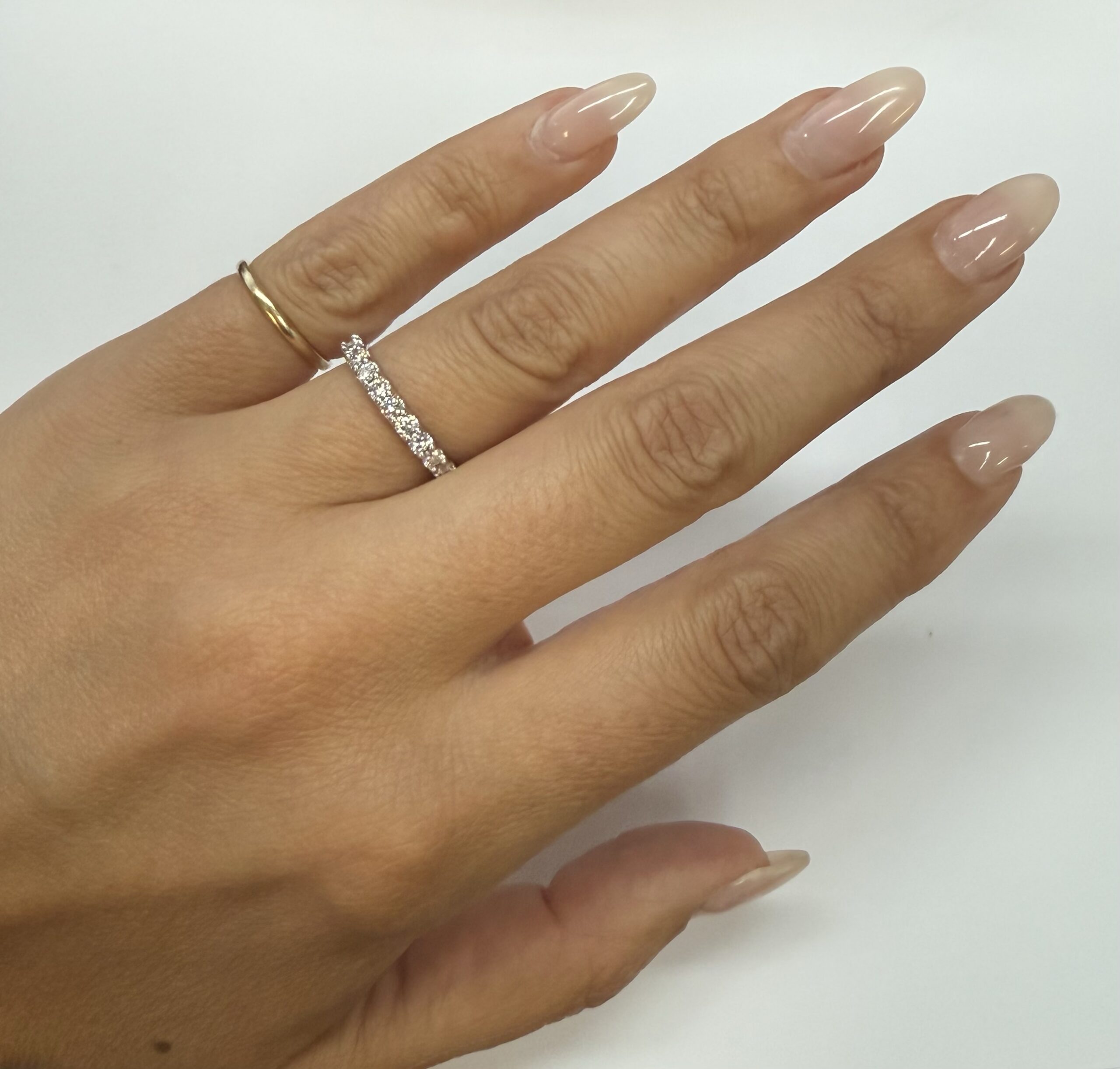 14k White Gold Shared Prong 13 Stone Genuine .58 Cttw Round Brilliant Cut Diamond Band - Image 34