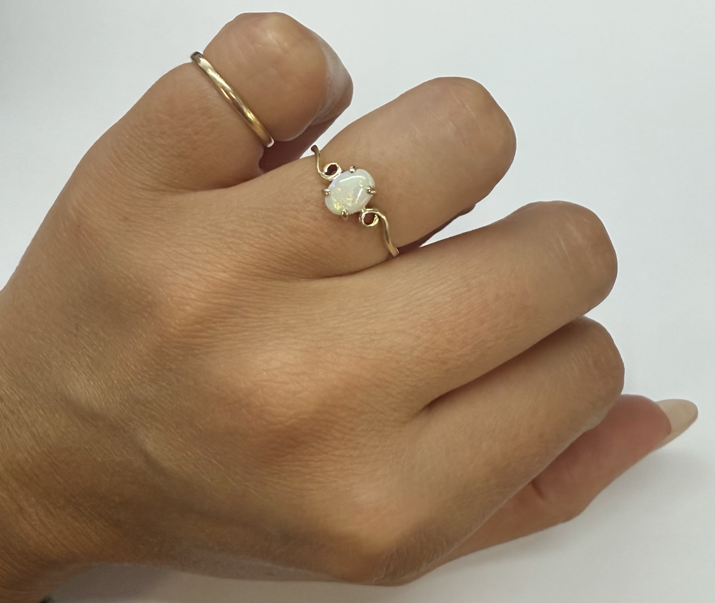 Vintage 10k Yellow Gold Genuine Opal Ring - Image 12