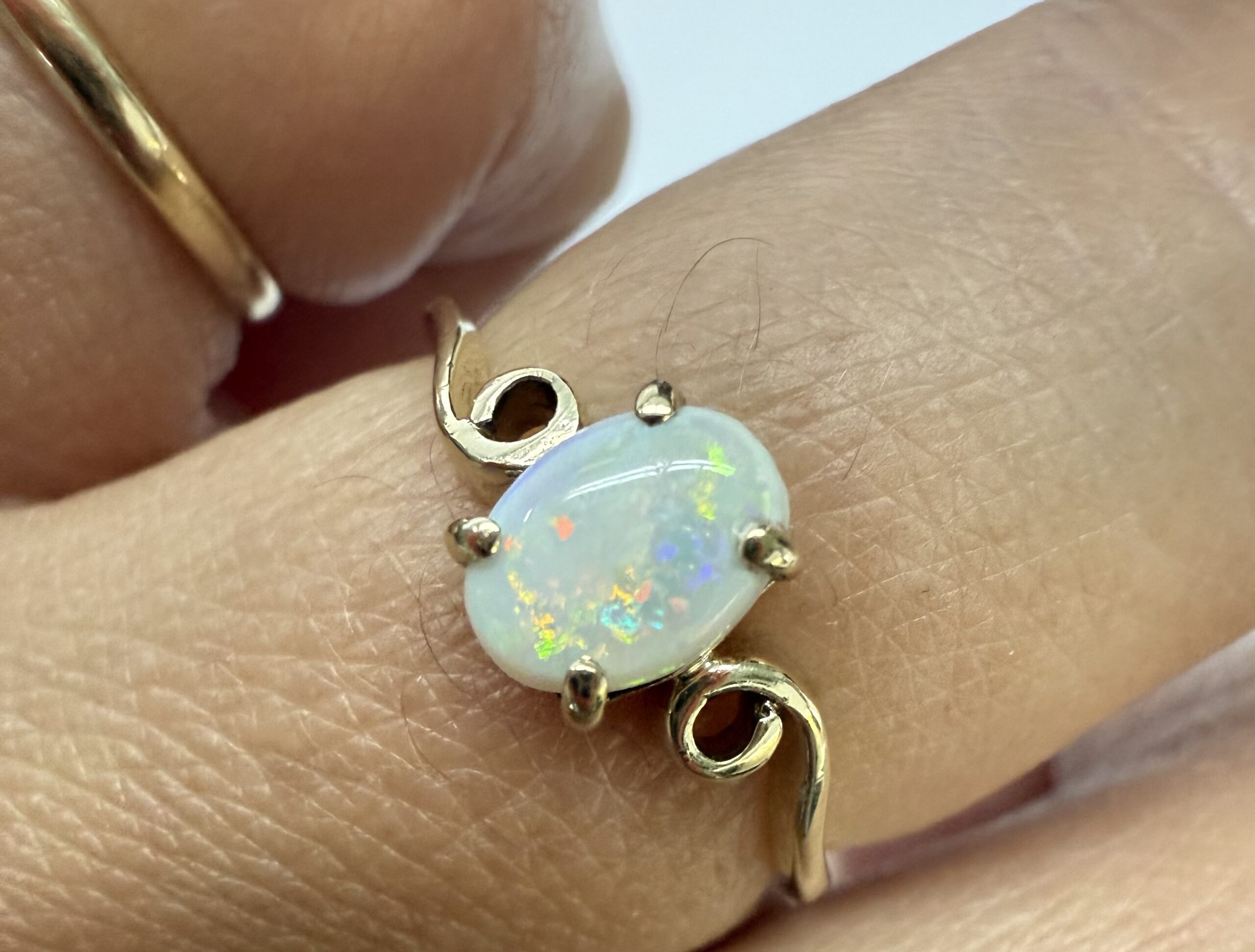 Vintage 10k Yellow Gold Genuine Opal Ring - Image 15