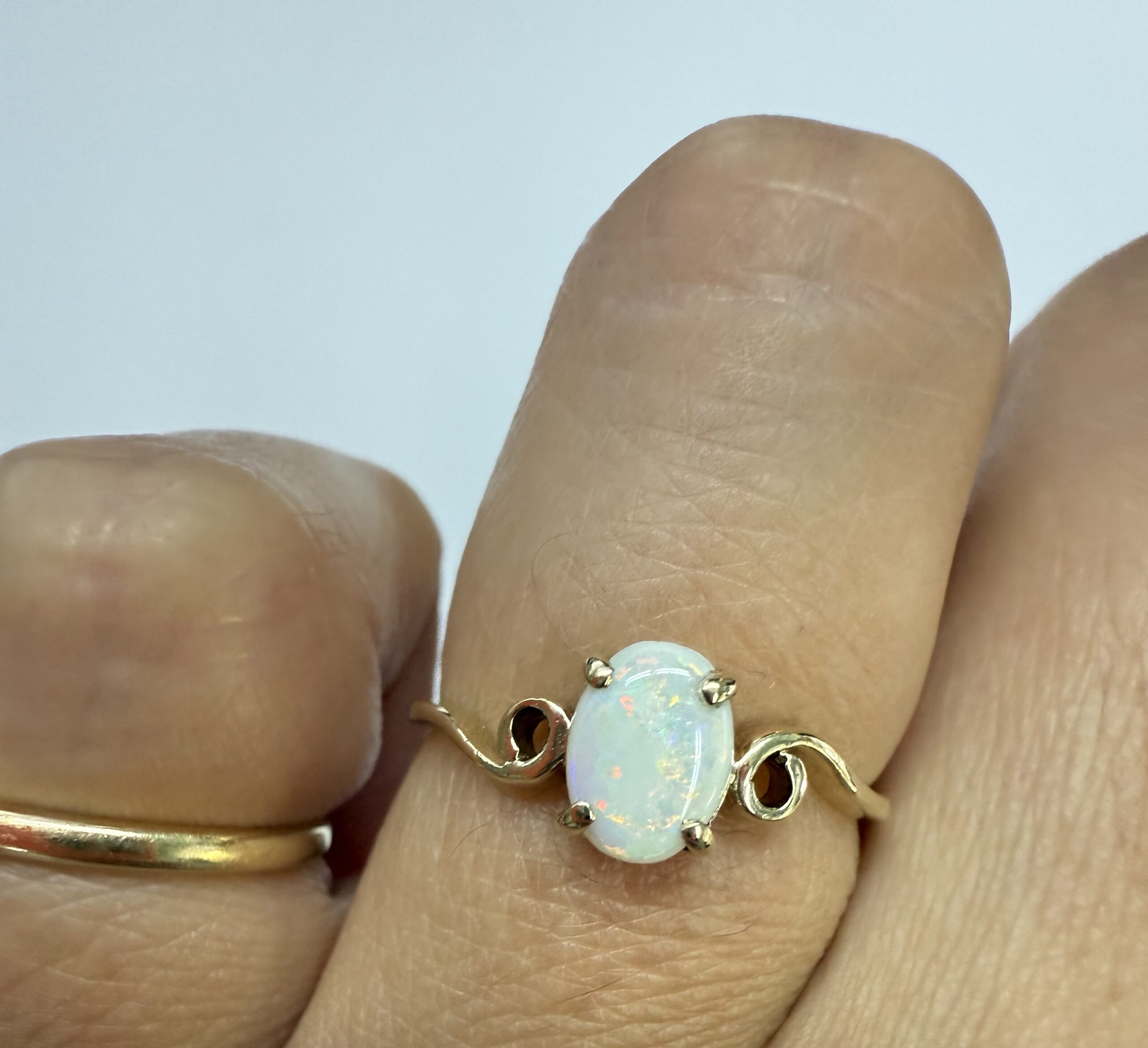 Vintage 10k Yellow Gold Genuine Opal Ring - Image 18