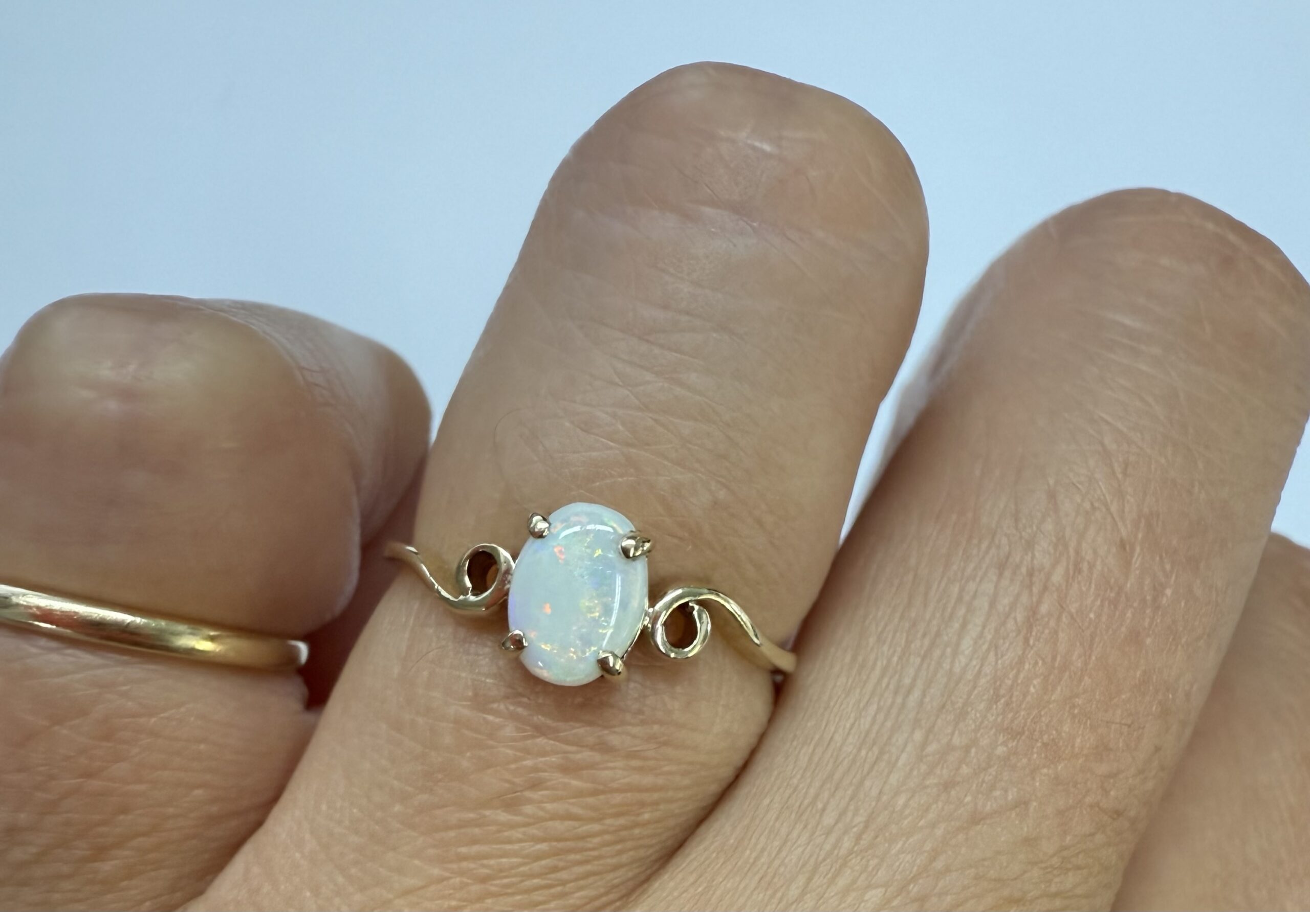 Vintage 10k Yellow Gold Genuine Opal Ring - Image 19
