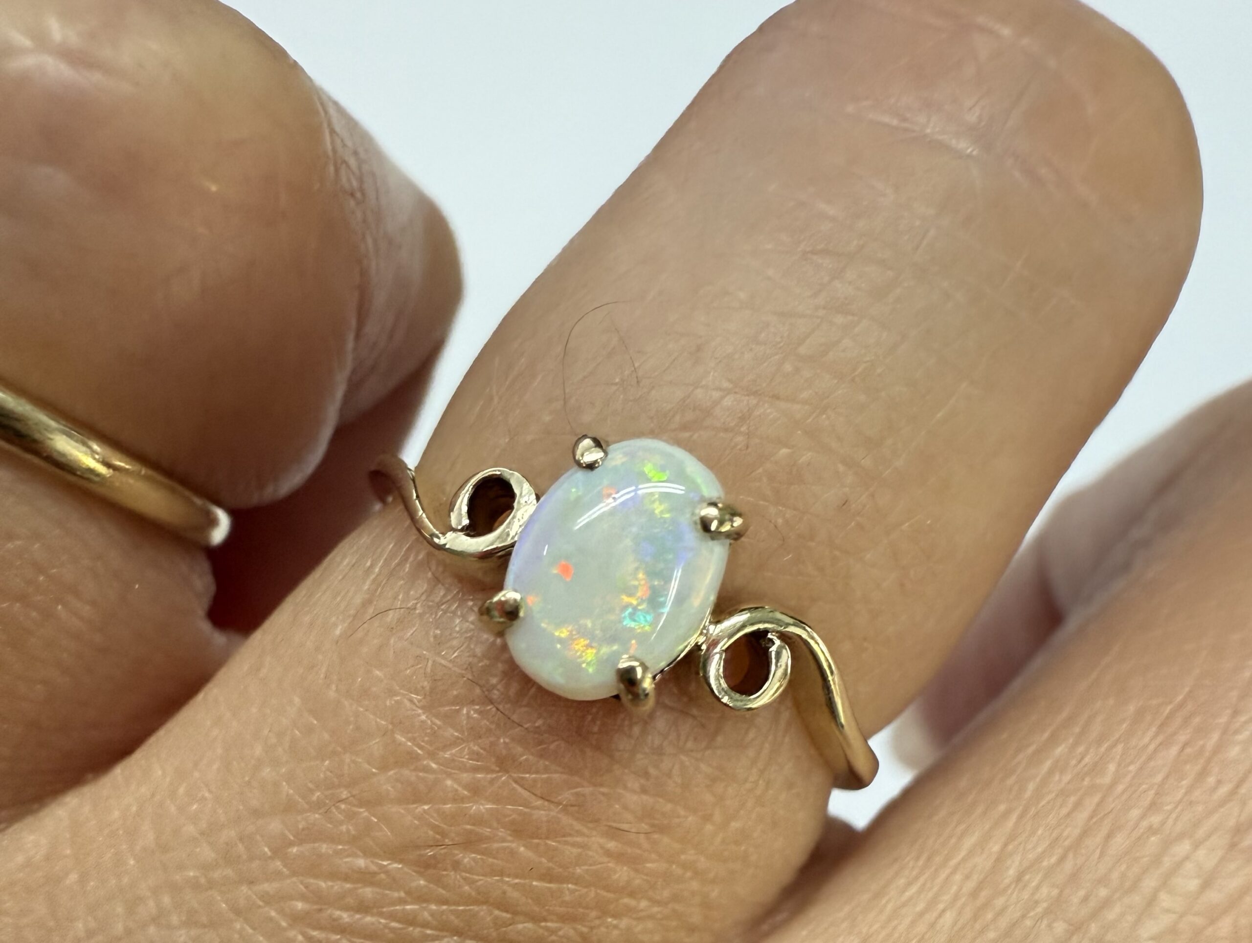 Vintage 10k Yellow Gold Genuine Opal Ring - Image 22