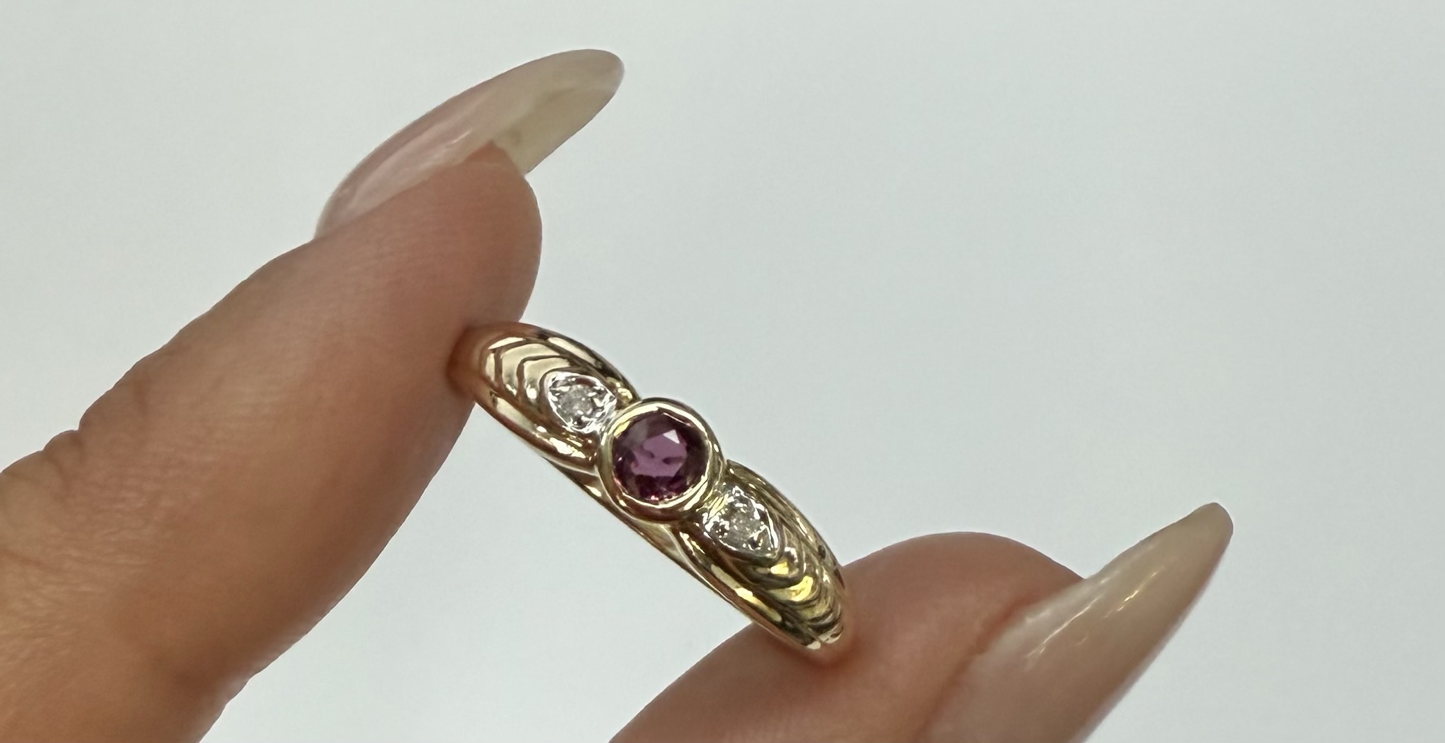 Vintage 14k Yellow Gold Bezel Set Ruby Ring