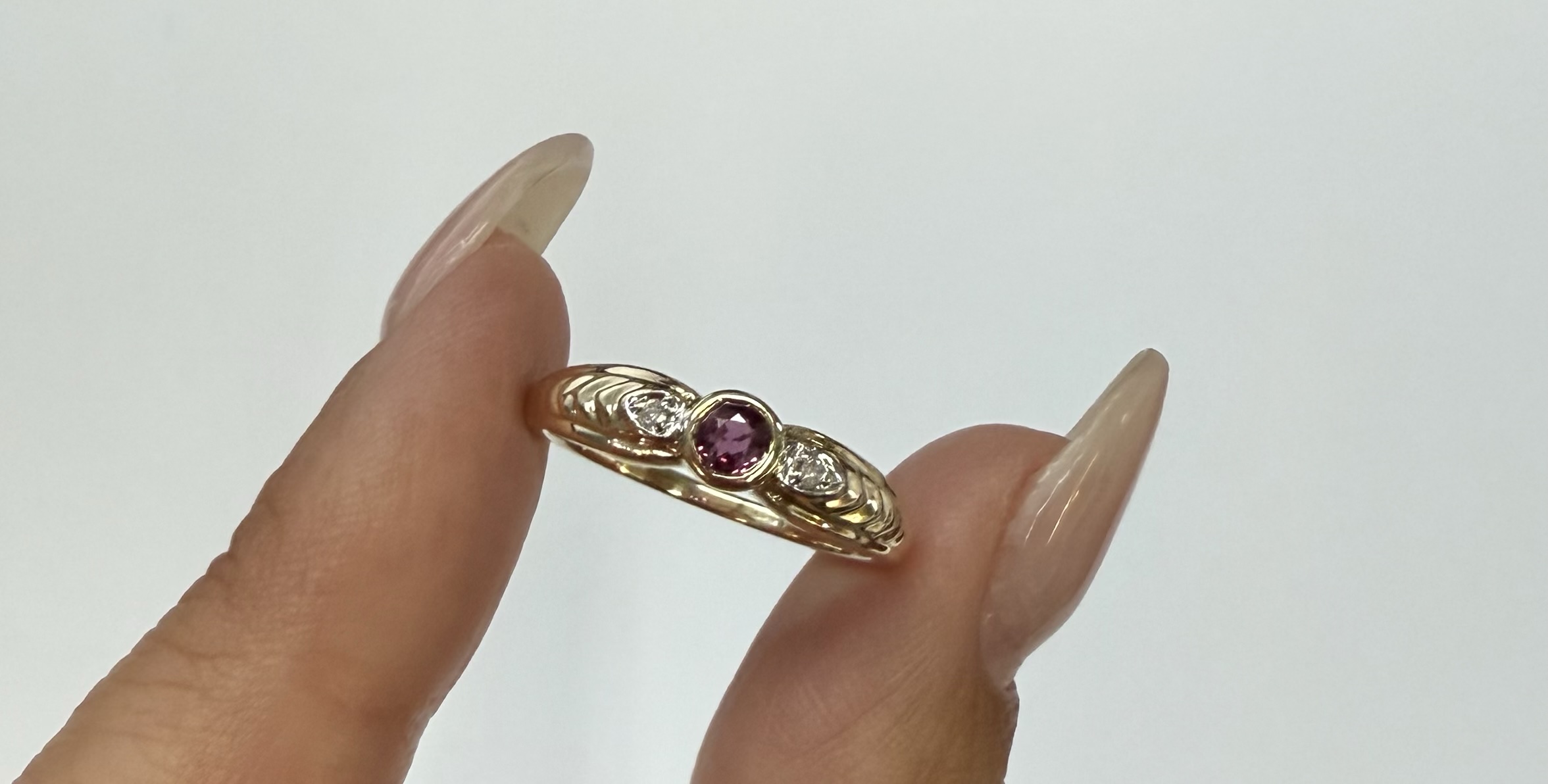 Vintage 14k Yellow Gold Bezel Set Ruby Ring - Image 7