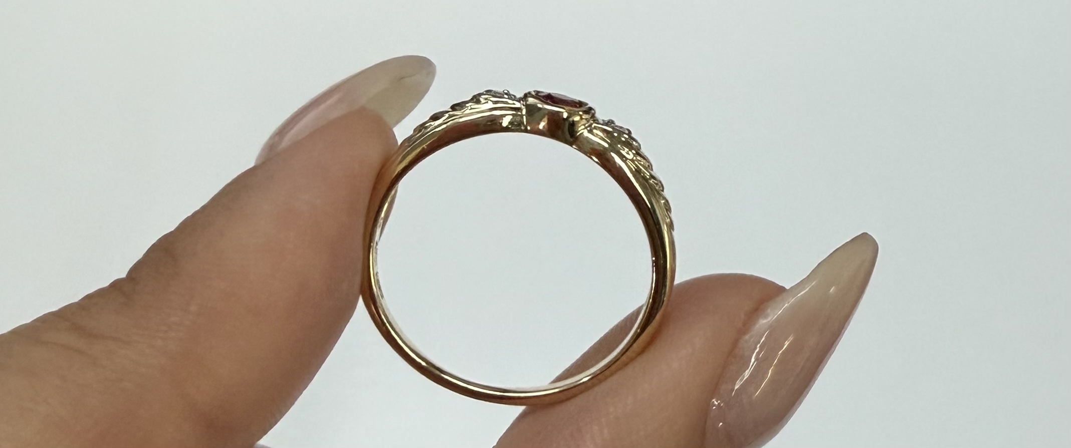 Vintage 14k Yellow Gold Bezel Set Ruby Ring - Image 8