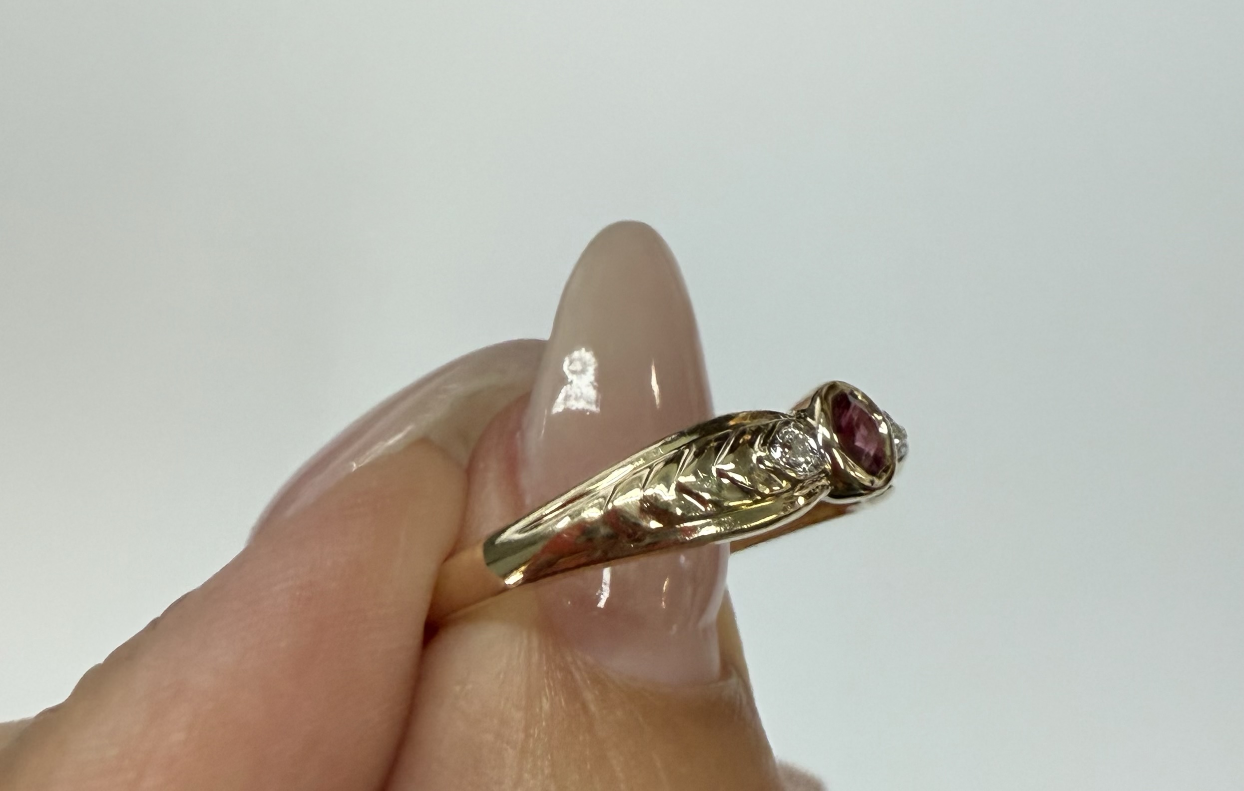 Vintage 14k Yellow Gold Bezel Set Ruby Ring - Image 12