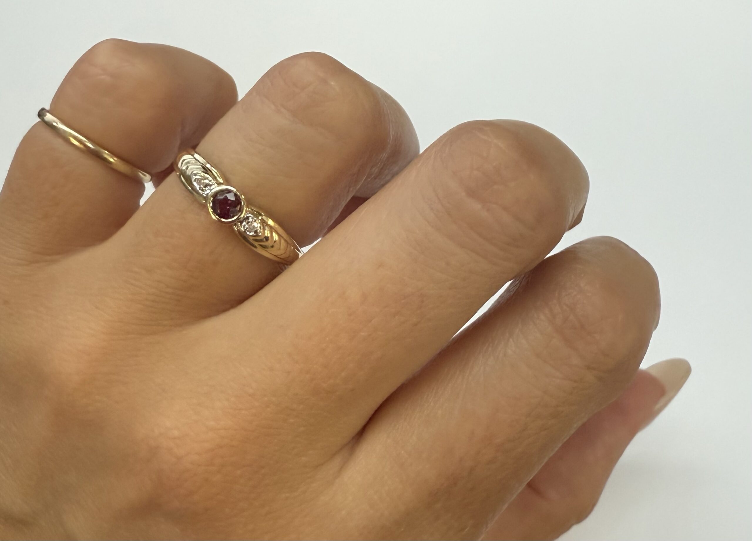 Vintage 14k Yellow Gold Bezel Set Ruby Ring - Image 21