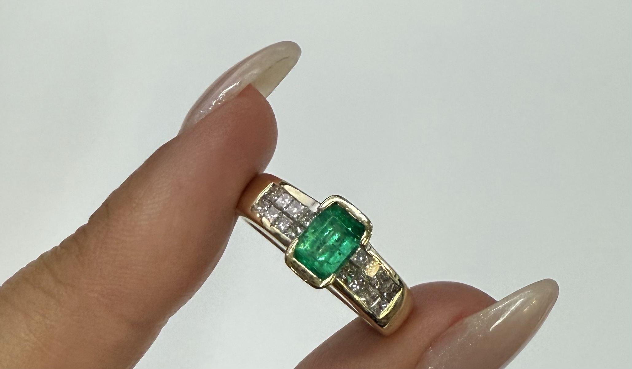 18k Yellow Gold Genuine 3/4 Cttw Emerald & 1 cttw Princess Cut Diamond Ring