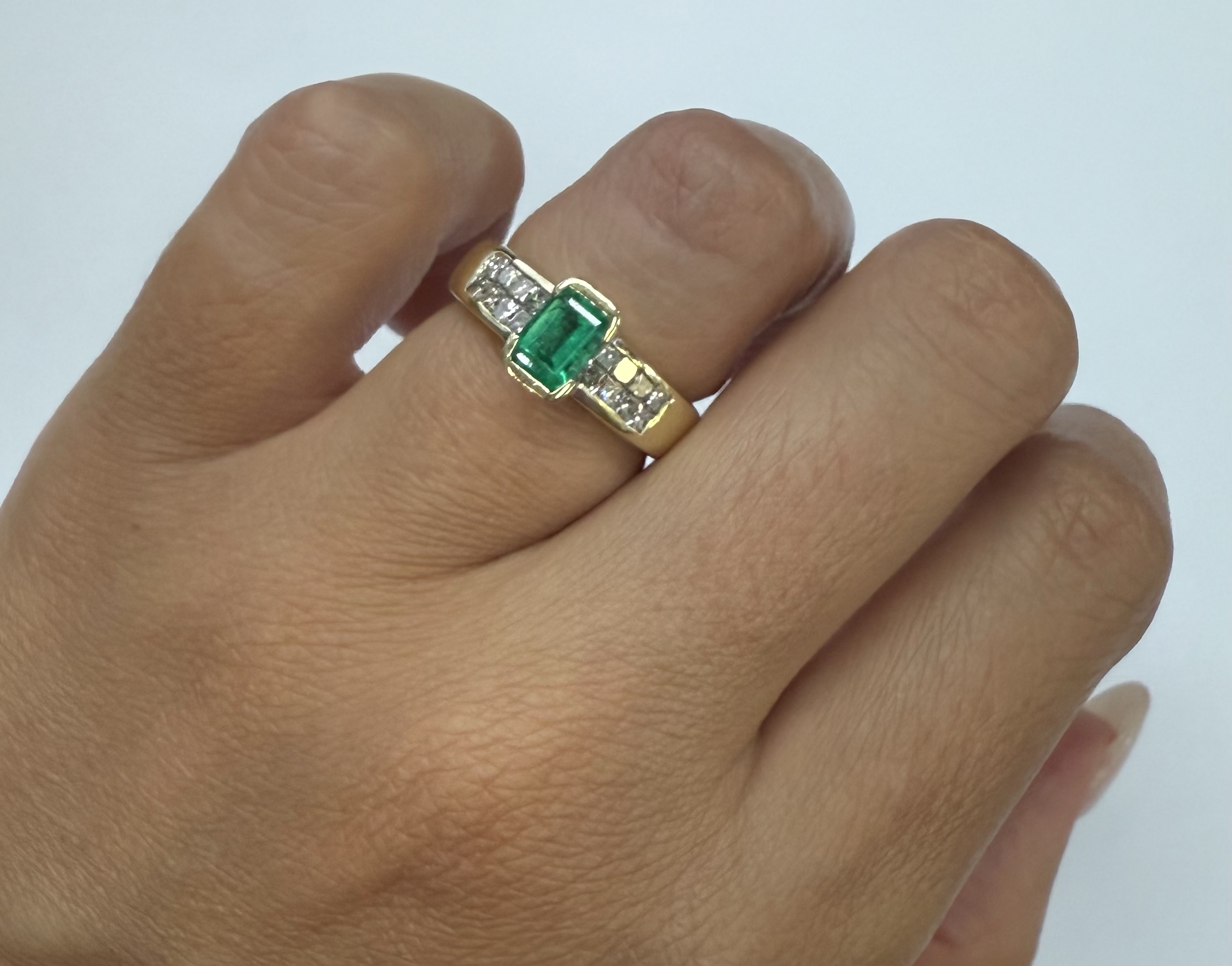 18k Yellow Gold Genuine 3/4 Cttw Emerald & 1 cttw Princess Cut Diamond Ring - Image 13