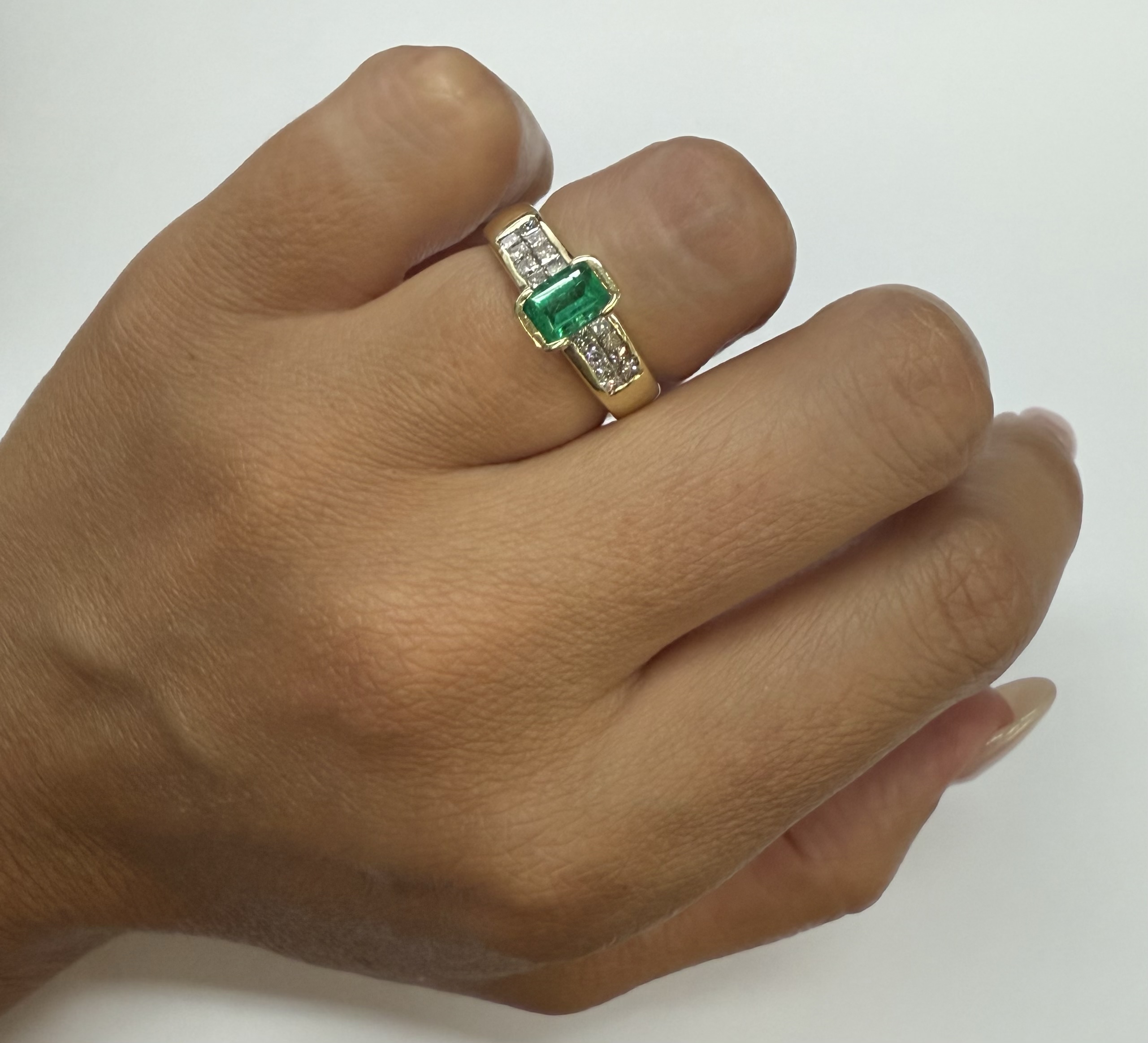 18k Yellow Gold Genuine 3/4 Cttw Emerald & 1 cttw Princess Cut Diamond Ring - Image 14