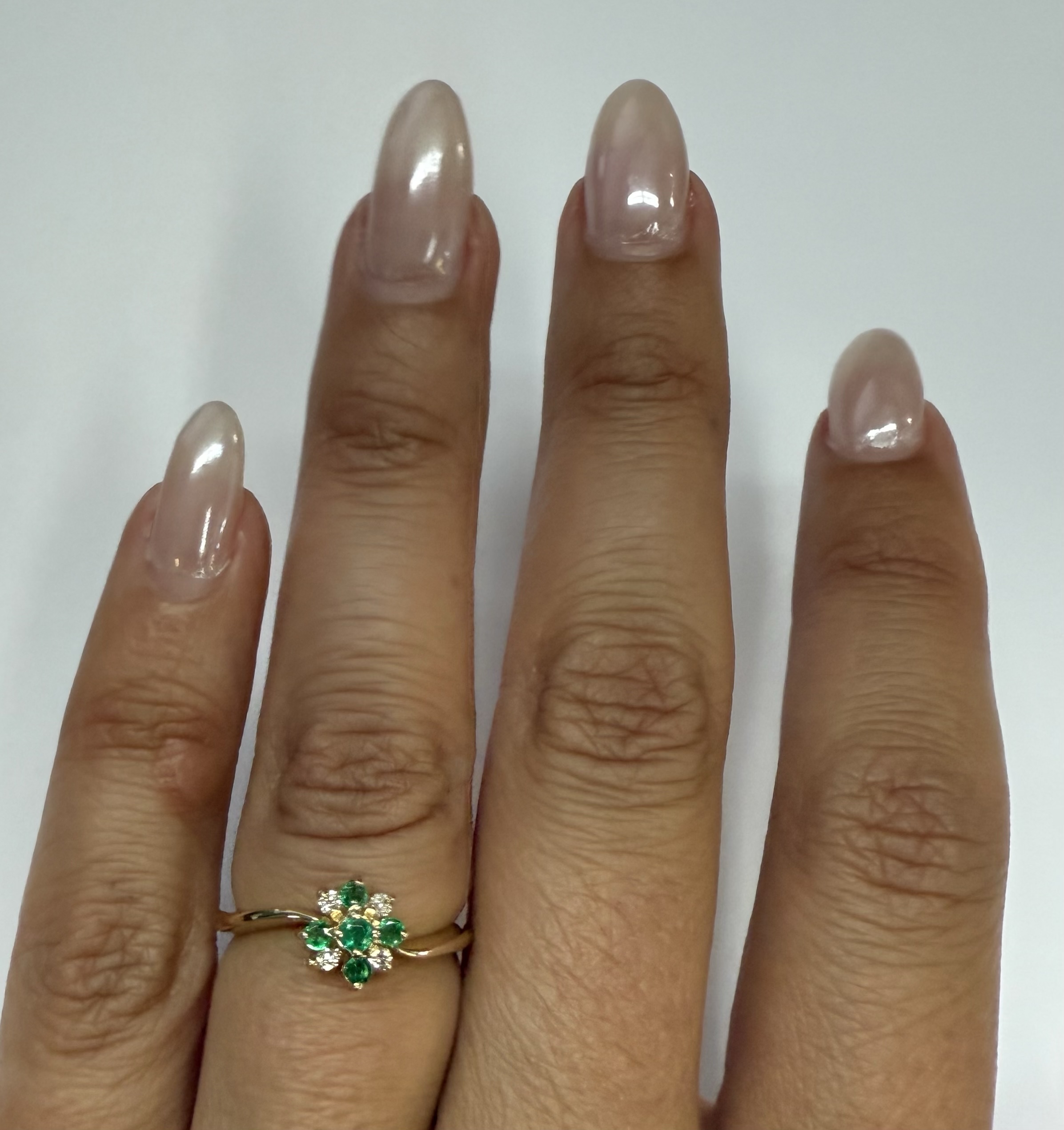 Vintage 14k Yellow Gold 1/4 Cttw Emerald & .10 Cttw Genuine Diamond Cluster Ring - Image 20