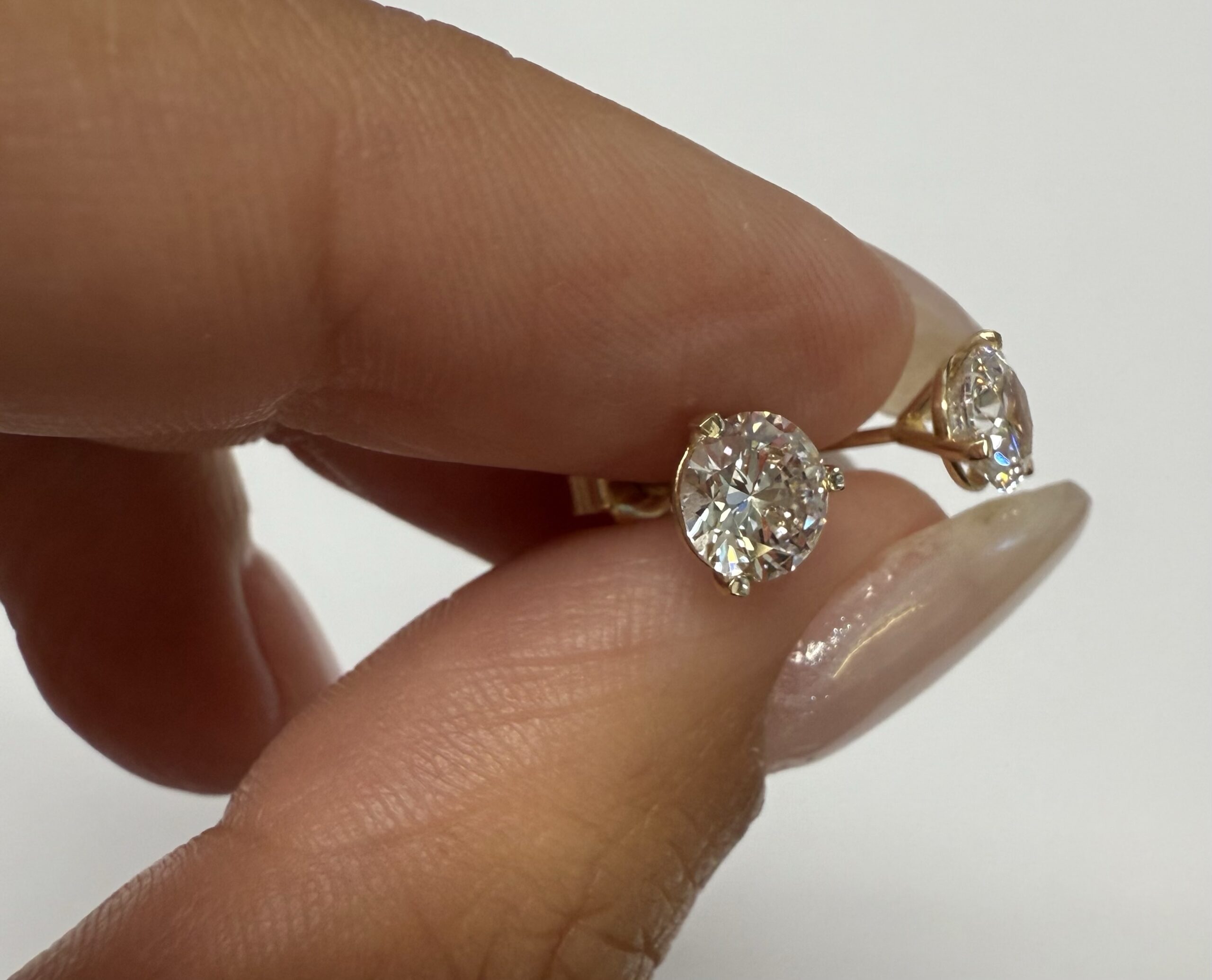 14k Yellow Gold Genuine Laboratory Grown 1.50 Cttw Round Brilliant Cut Diamond Stud Earrings - Image 10