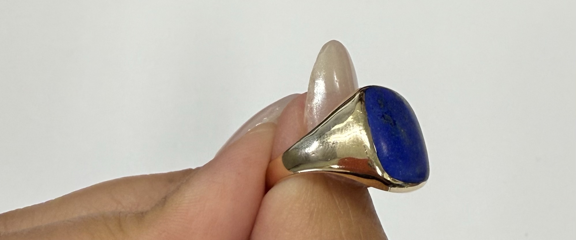 Vintage 14k Yellow Gold Genuine Lapis Signet Ring - Image 10