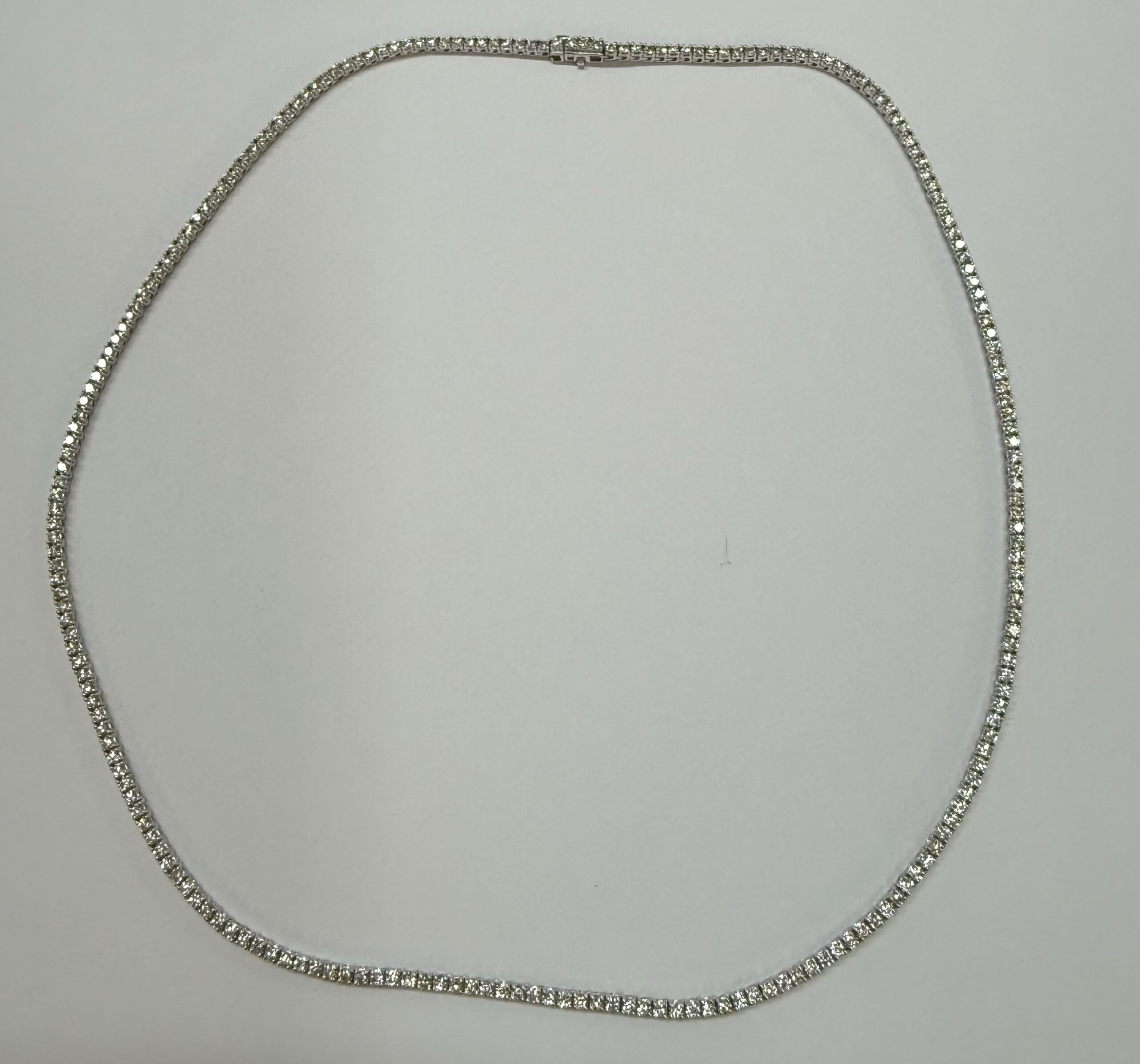 14k White Gold 17" 4.39 Cttw Round Brilliant Cut Diamond Tennis Necklace - Image 4