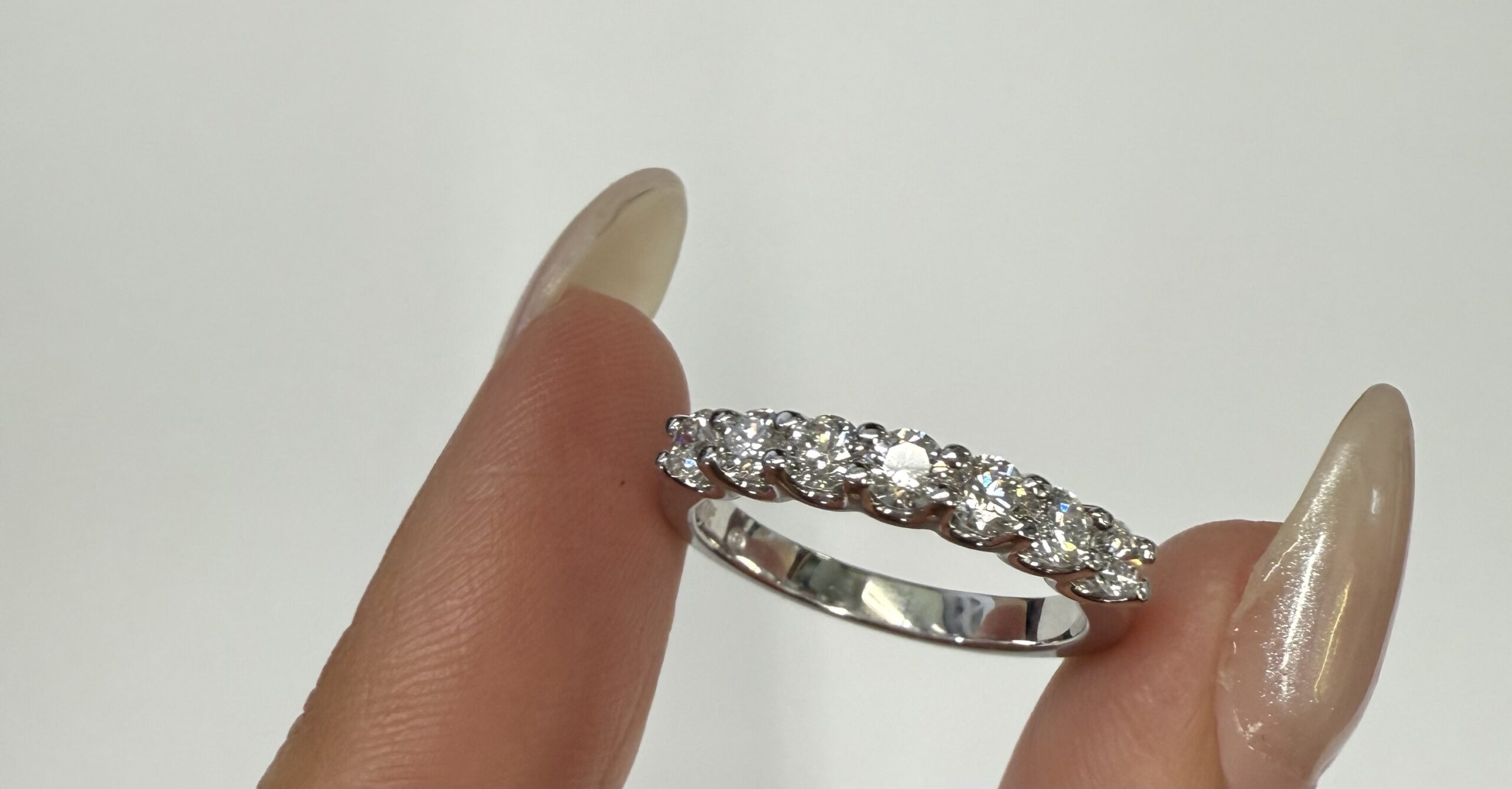 14k White Gold 7 Stone Genuine .70 Cttw Round Brilliant Cut Diamond U Prong Band - Image 4