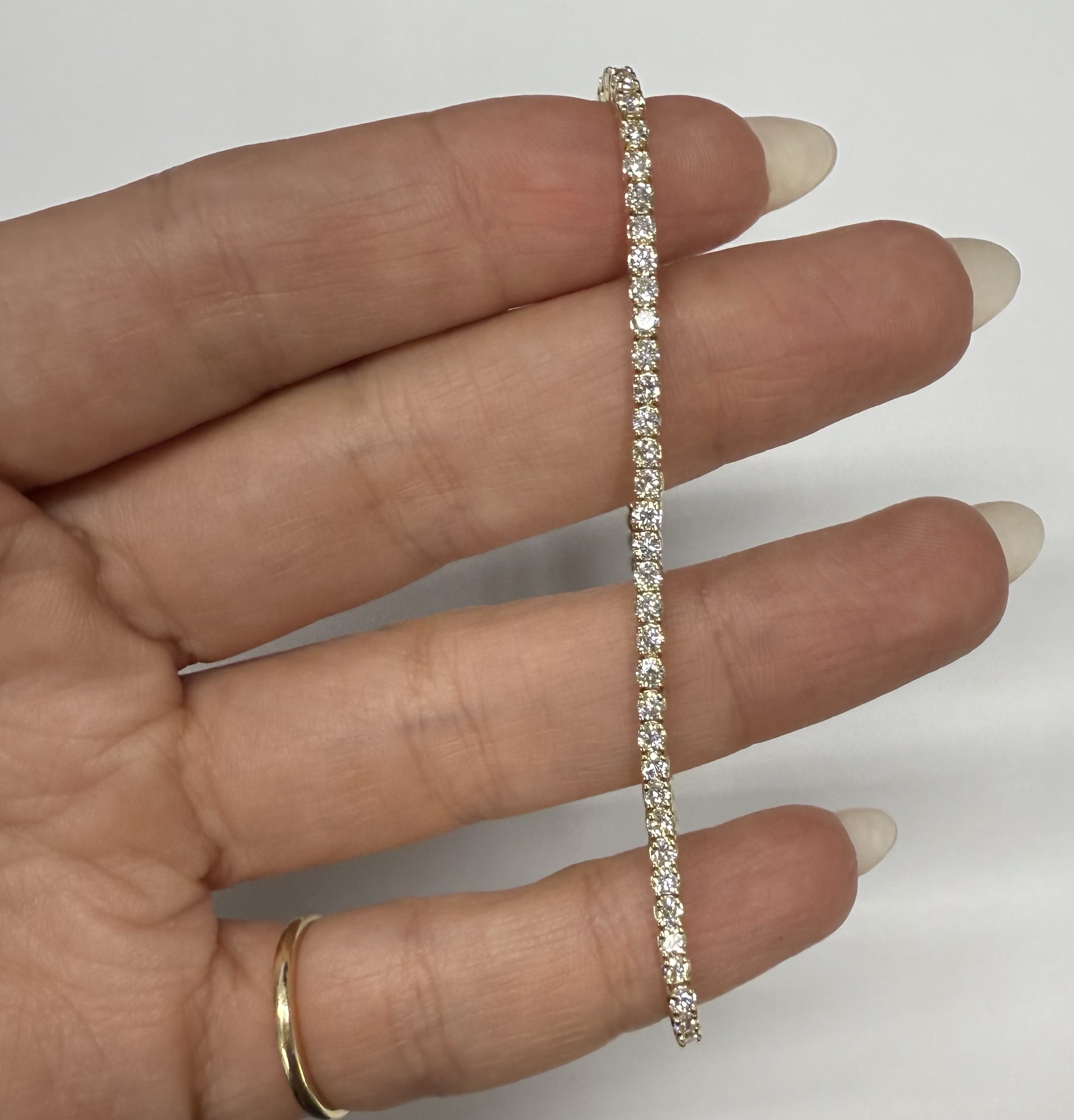 14k Yellow Gold Genuine 2.50 Cttw Round Brilliant Cut Diamond Tennis Bracelet - Image 16