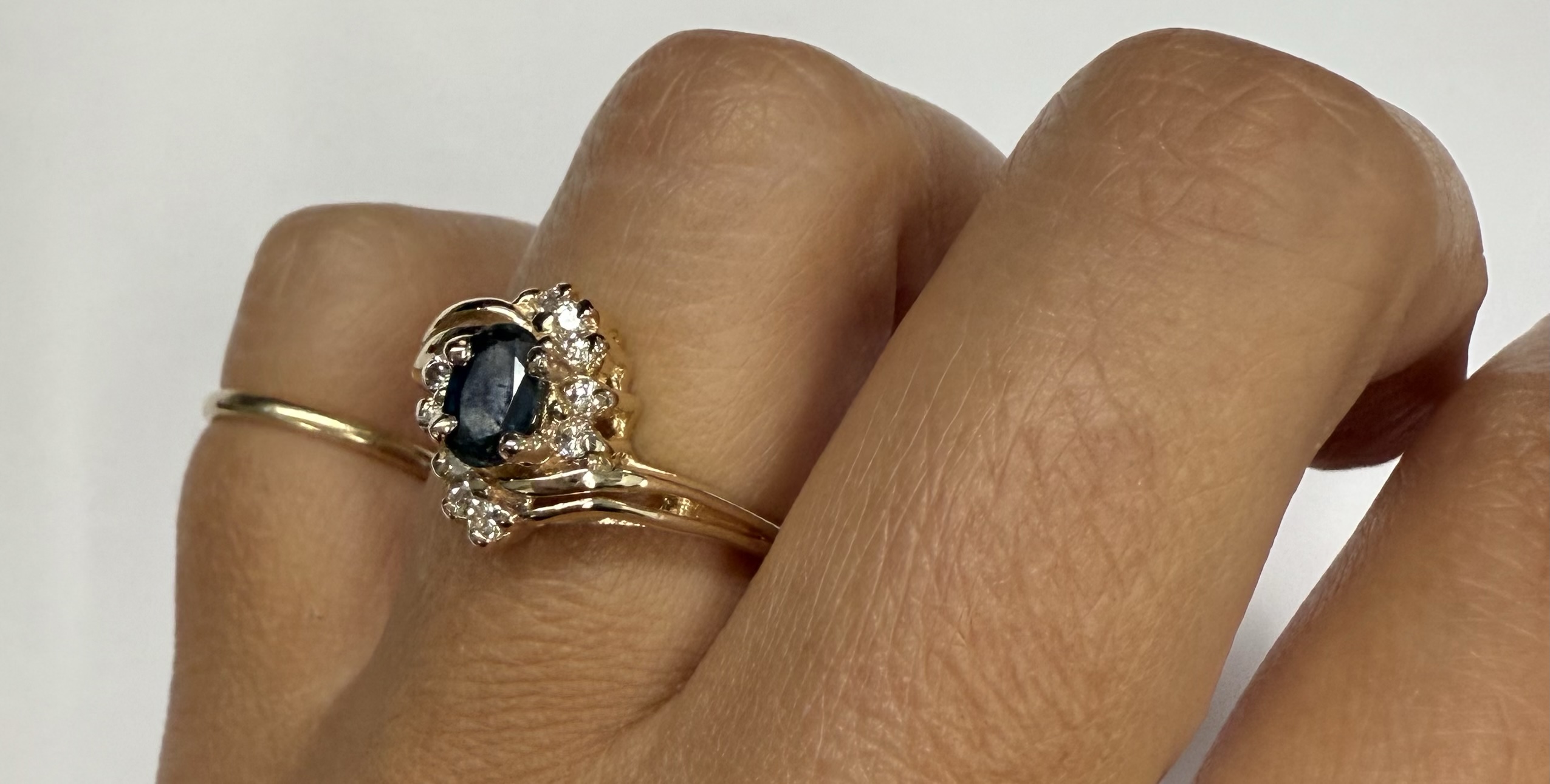 Vintage 14k Yellow Gold Sapphire & Diamond Cluster Ring - Image 13