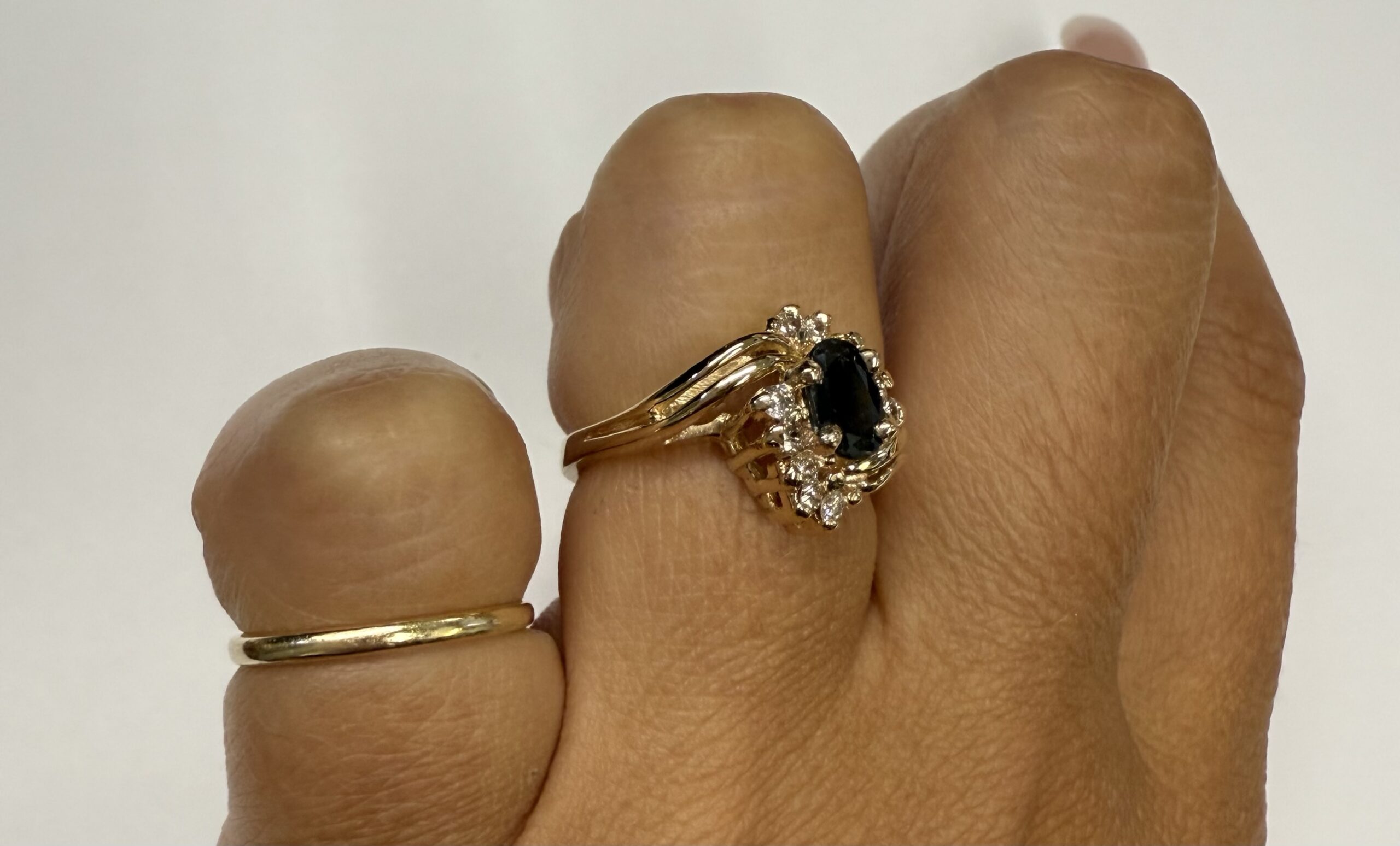 Vintage 14k Yellow Gold Sapphire & Diamond Cluster Ring - Image 15