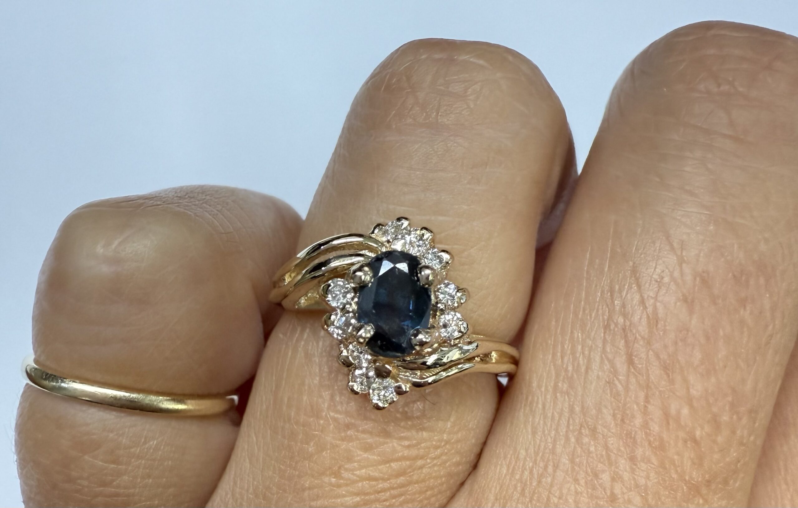 Vintage 14k Yellow Gold Sapphire & Diamond Cluster Ring - Image 16