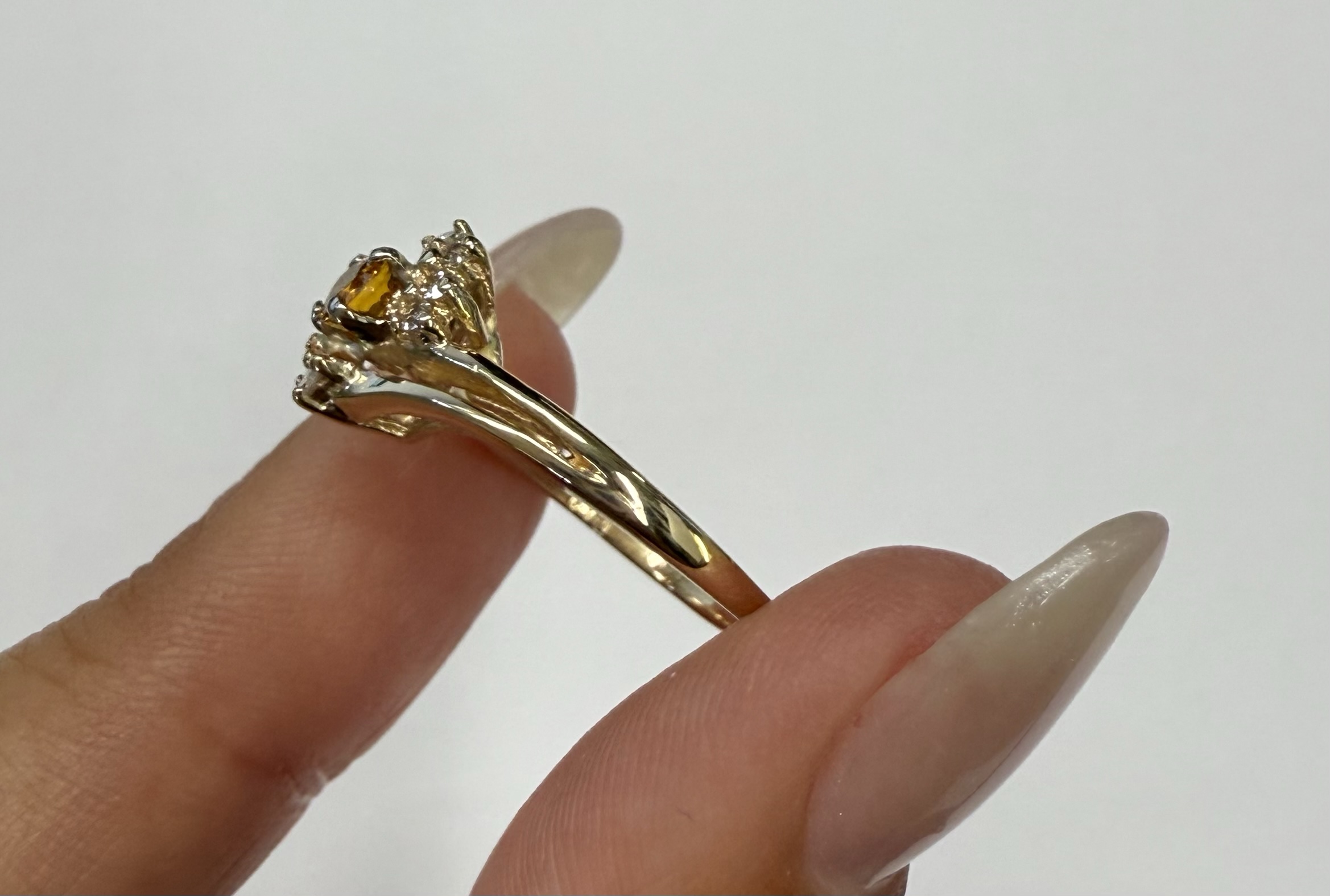 Vintage 14k Yellow Gold Genuine .32 Cttw Yellow Sapphire & Diamond Cluster Ring - Image 10