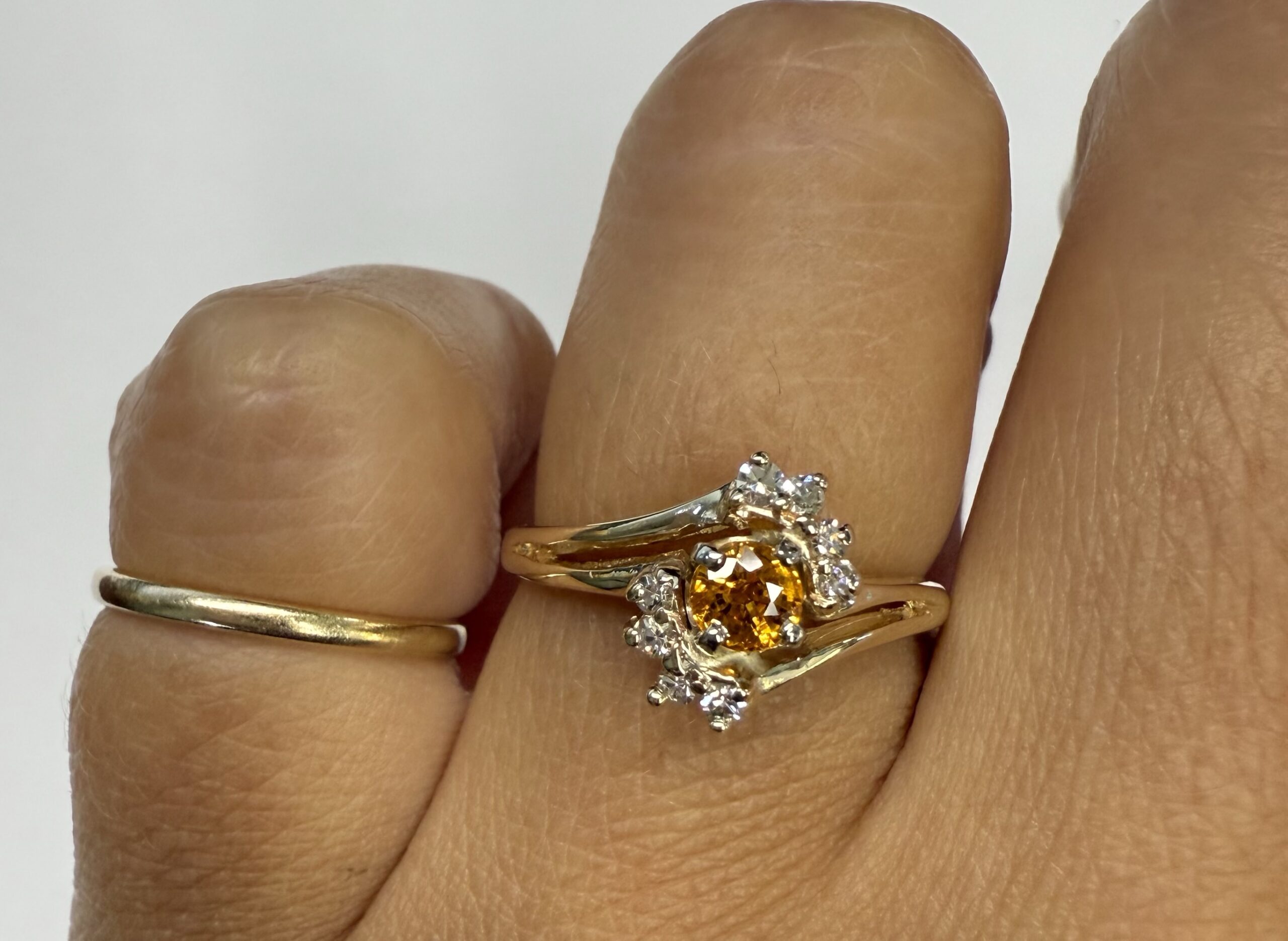 Vintage 14k Yellow Gold Genuine .32 Cttw Yellow Sapphire & Diamond Cluster Ring - Image 32