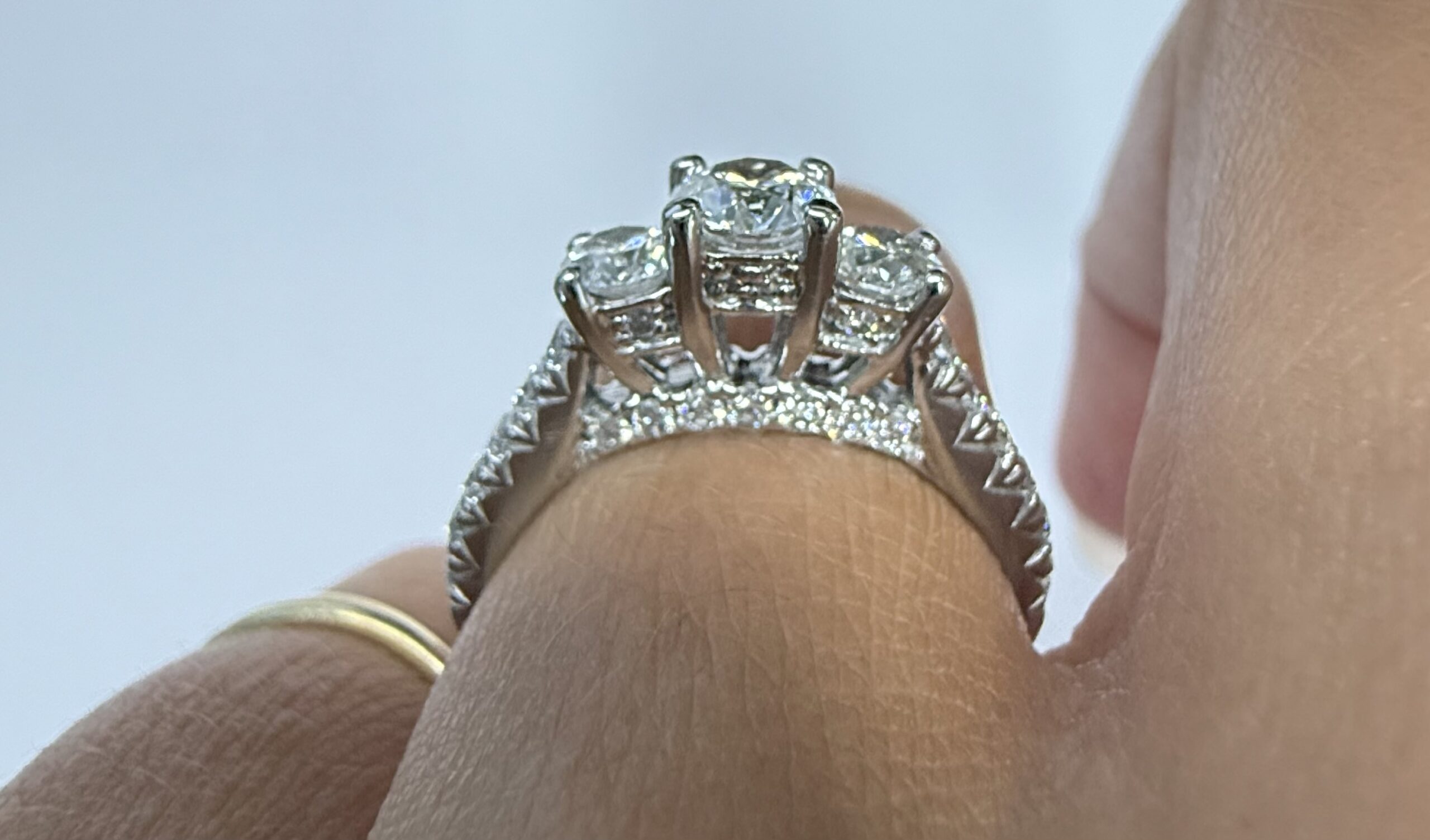 14k White Gold Genuine .80 Cttw Round Brilliant Cut Diamond 3 Stone Ring - Image 29